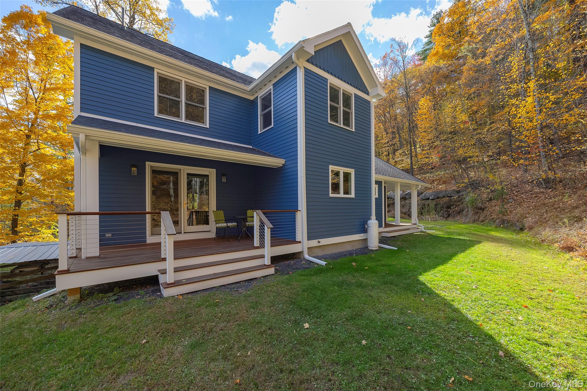 68 Cooper Hollow Road, Bearsville, NY 12409