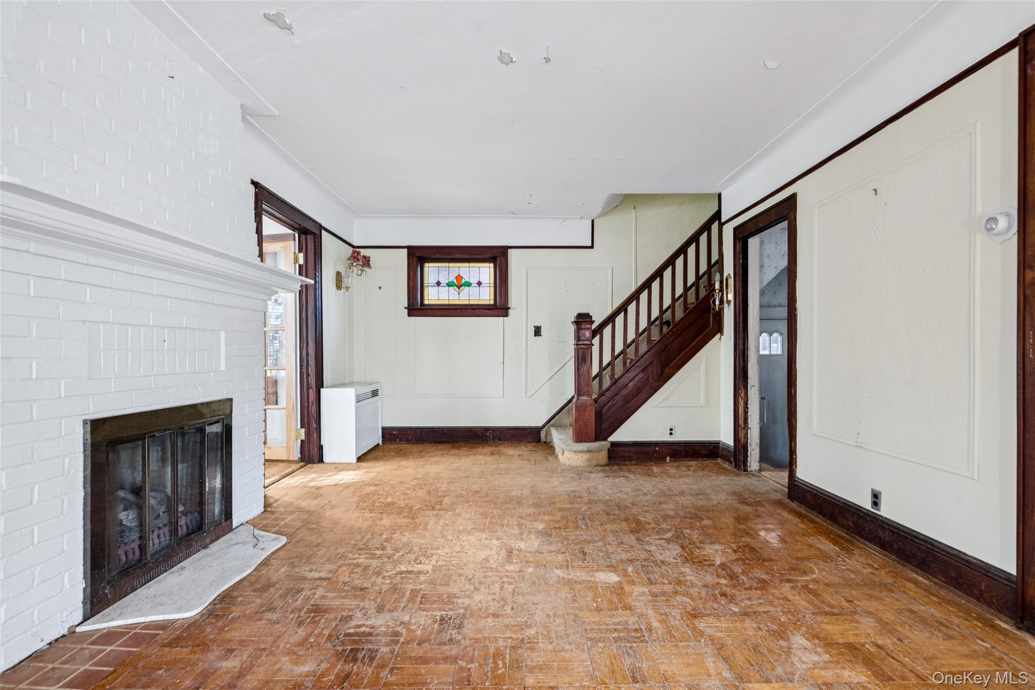 4607 Concord Avenue, Great Neck, NY 11020