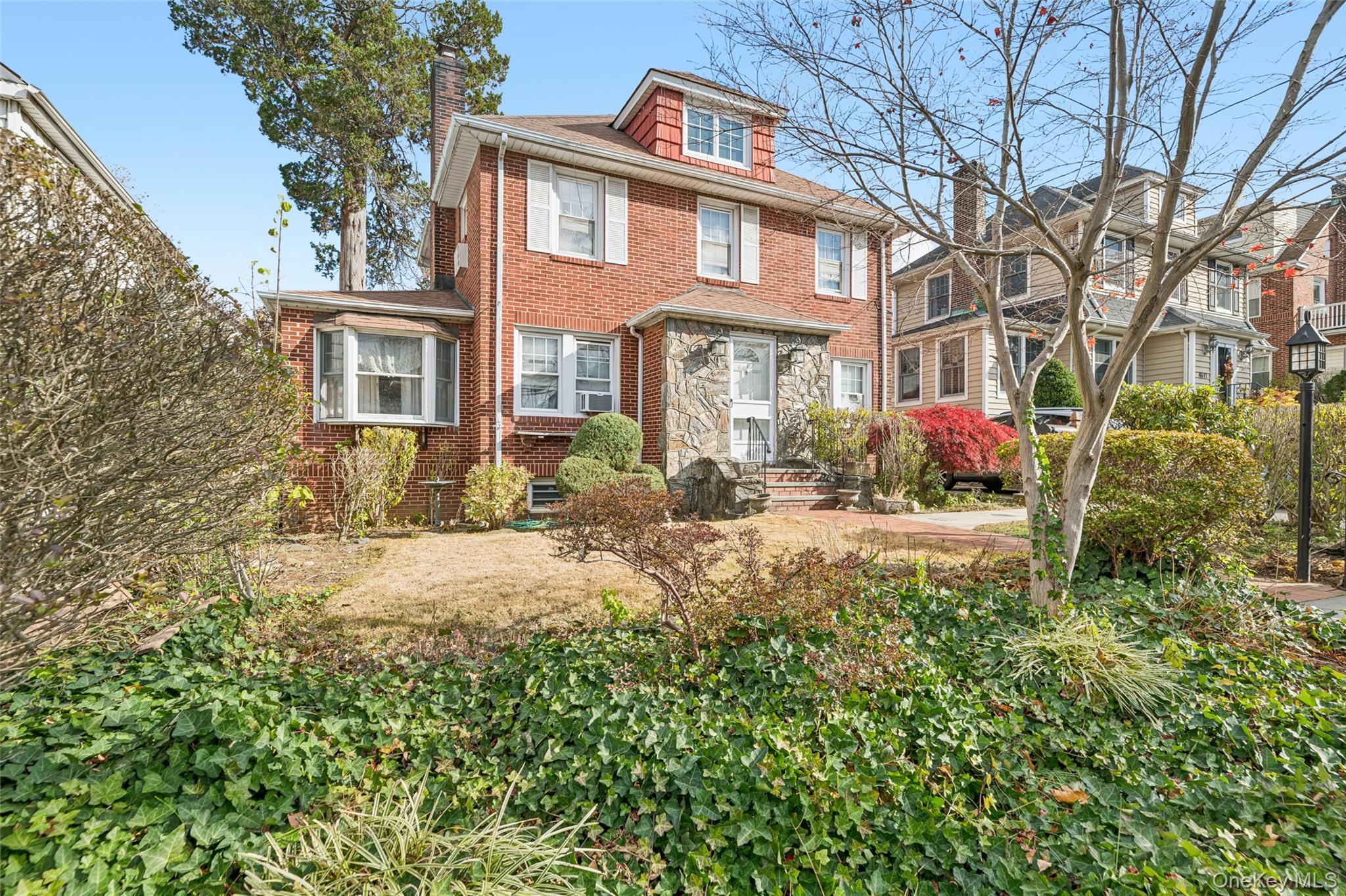 4607 Concord Avenue, Great Neck, NY 11020