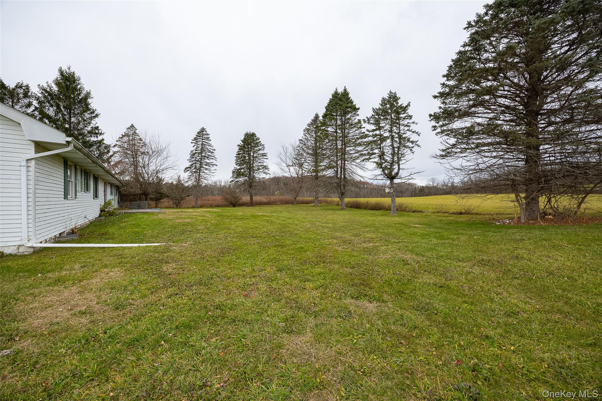 1 Peach Road, Poughkeepsie, NY 12601