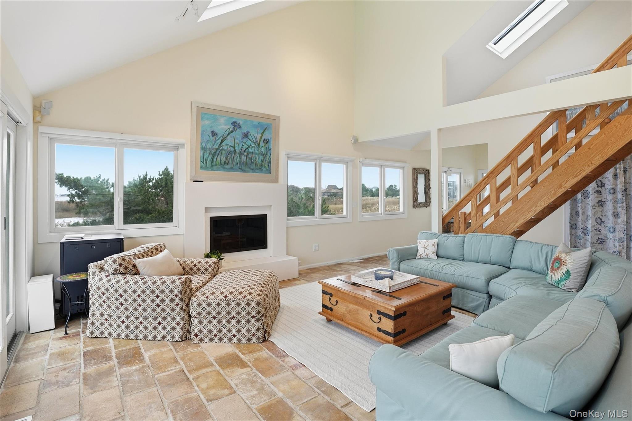 556 Dune Road, Westhampton, NY 11977