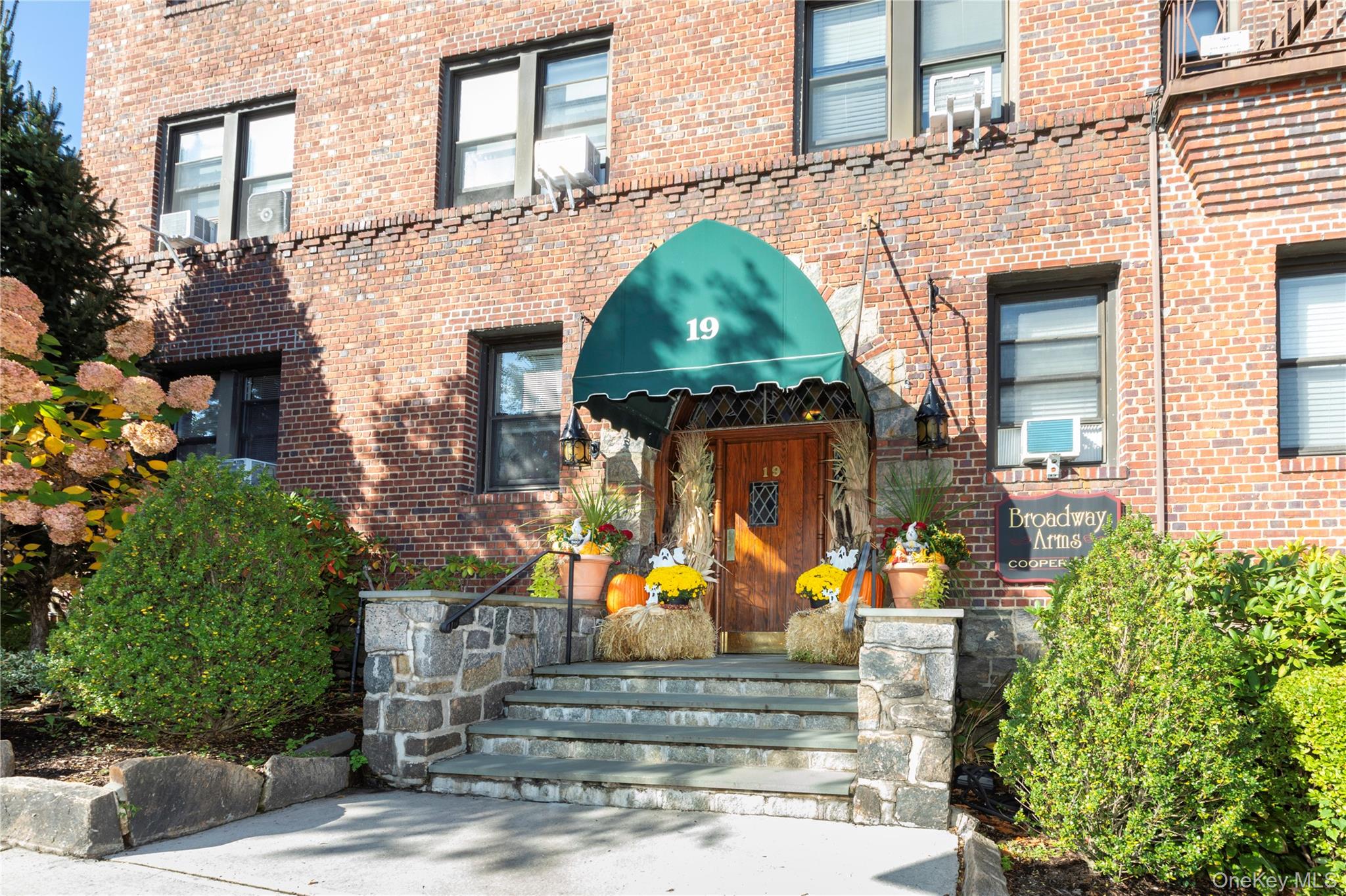 19 South Broadway # 4A, Tarrytown, NY 10591