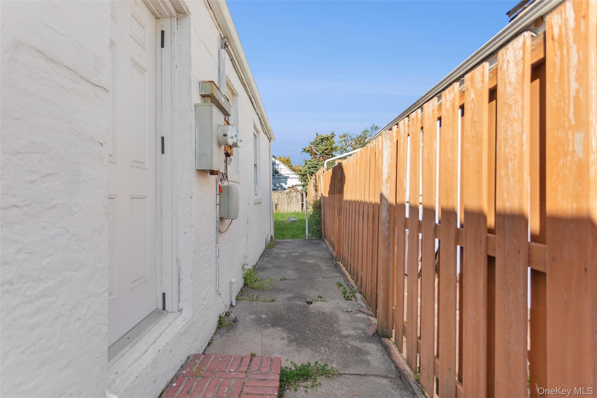 213 E Market Street, Long Beach, NY 11561