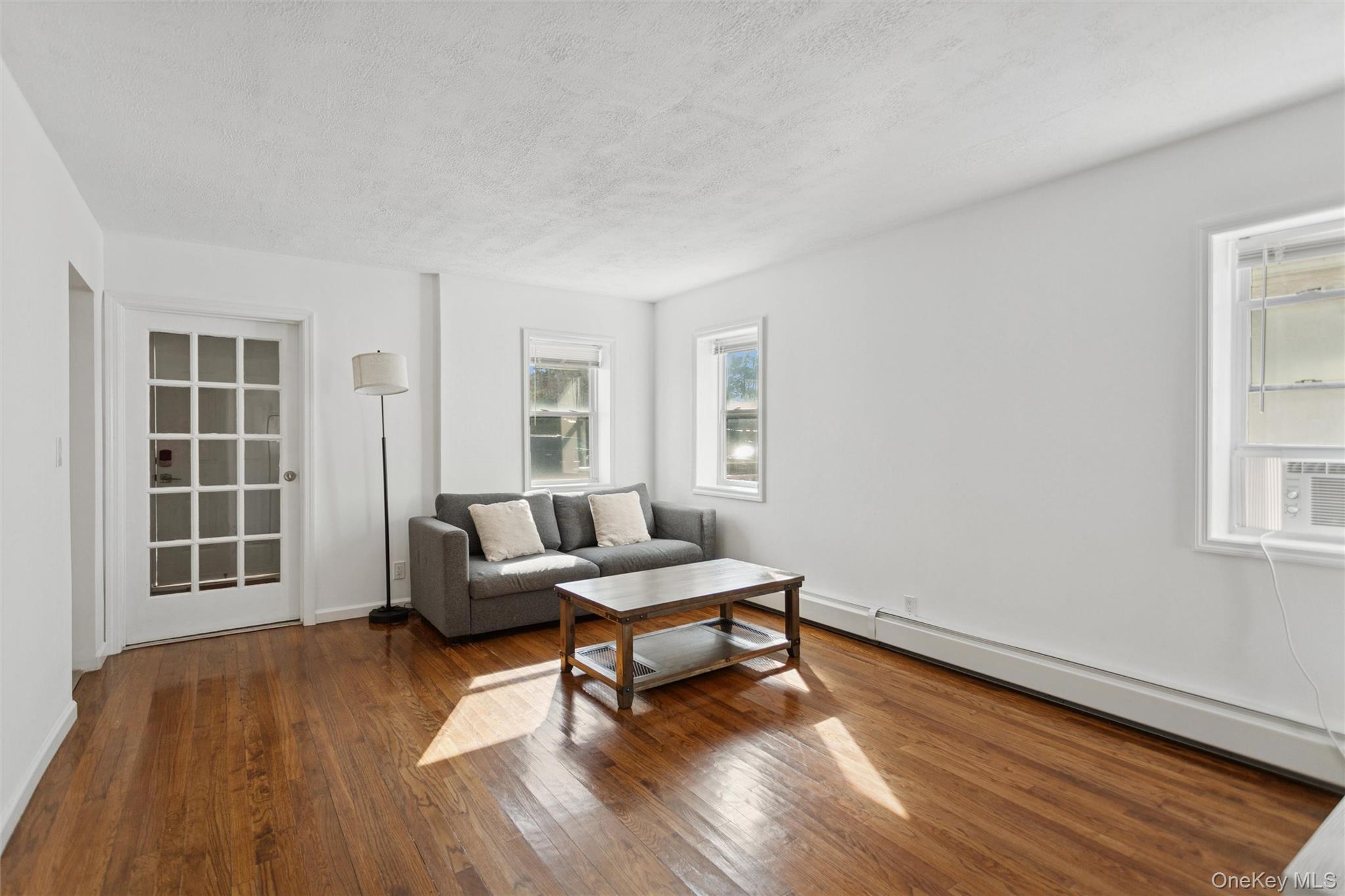 213 E Market Street, Long Beach, NY 11561