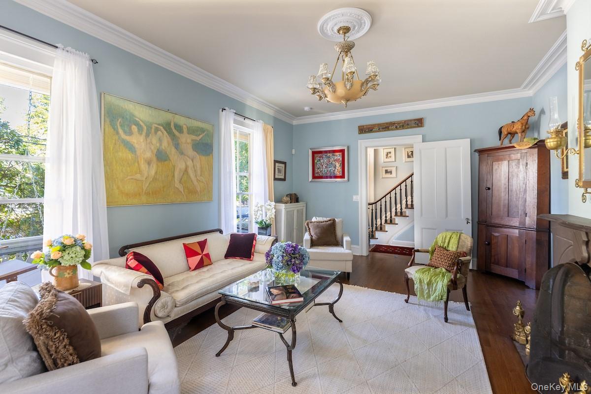 36 Belden Avenue, Dobbs Ferry, NY 10522