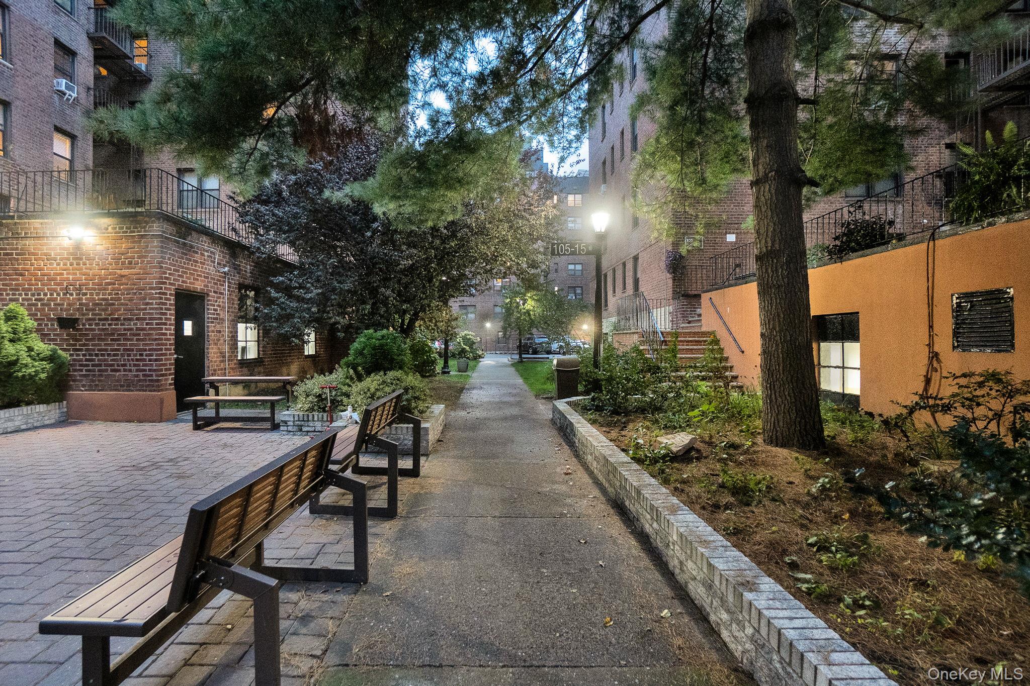 105-30 66th Avenue # 3E, Forest Hills, NY 11375