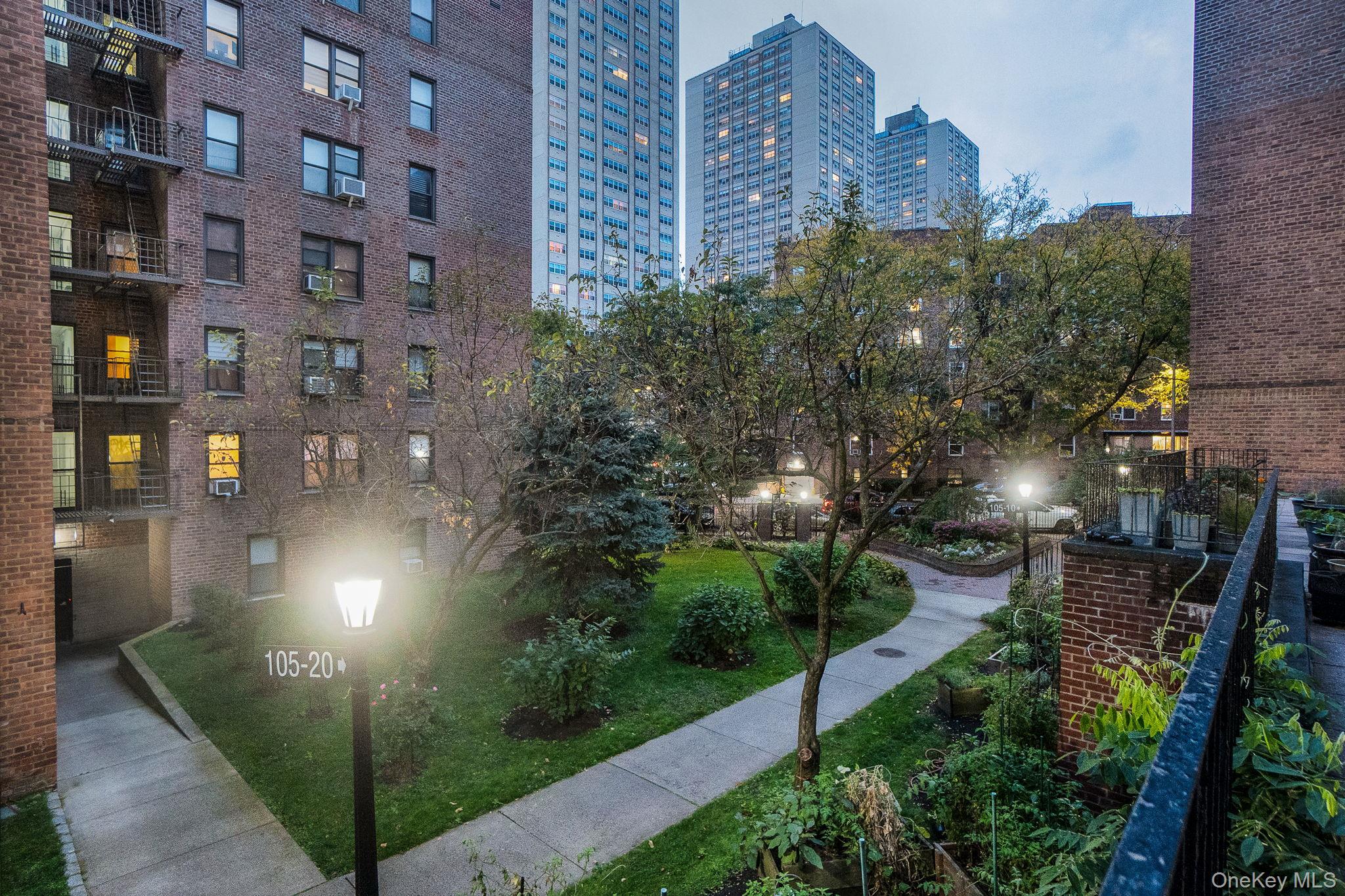 105-30 66th Avenue # 3E, Forest Hills, NY 11375