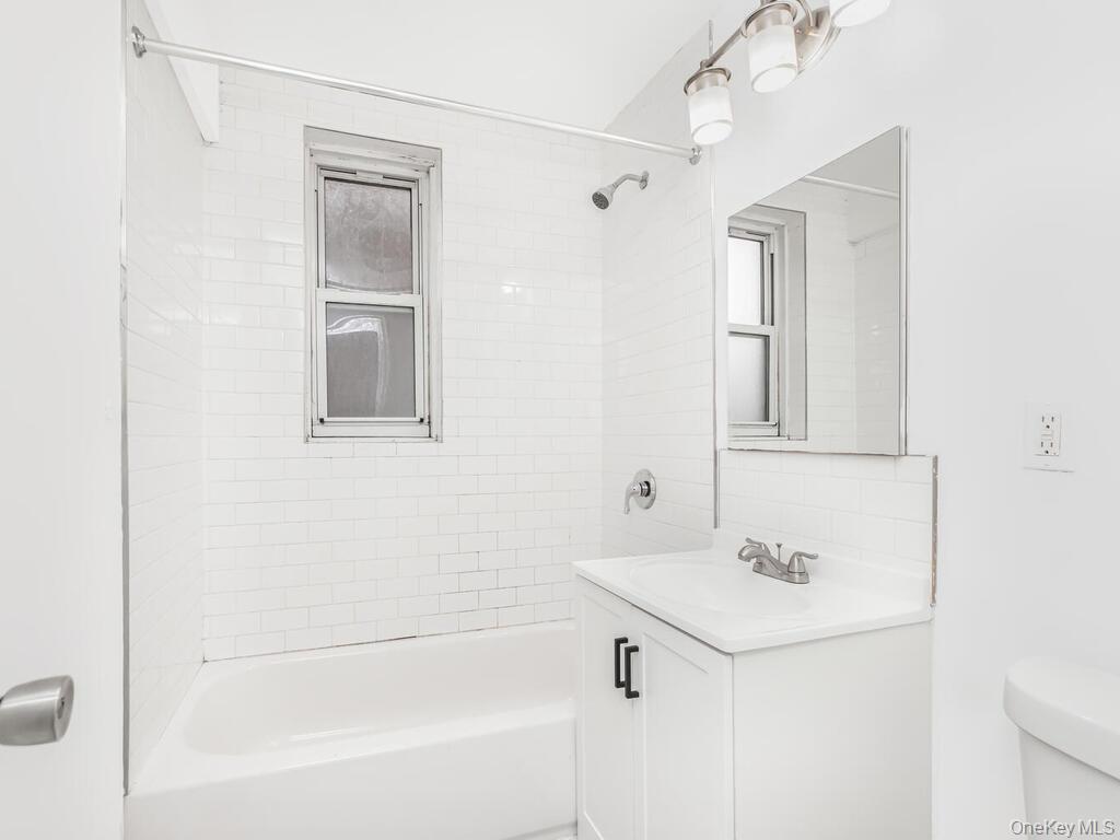 3363 Sedgwick Avenue # 2D, Bronx, NY 10463