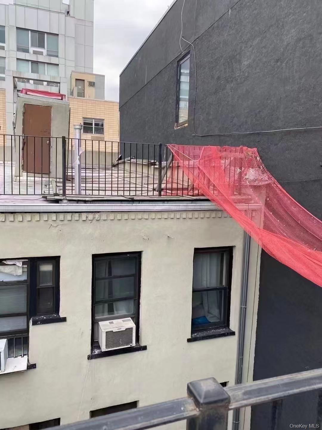 51 Orchard Street, New York (Manhattan), NY 10002