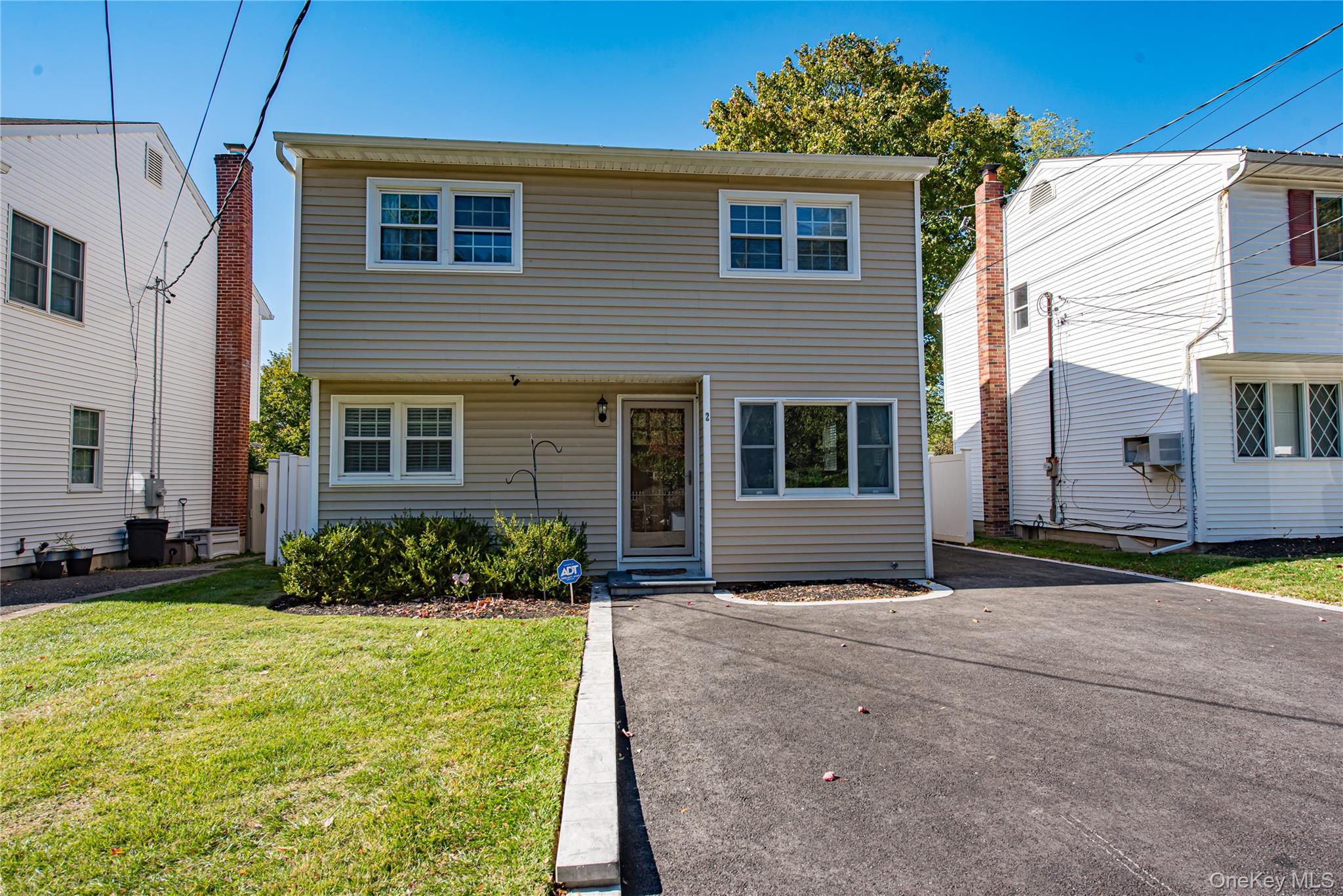 2 Elm Road, Rocky Point, NY 11778