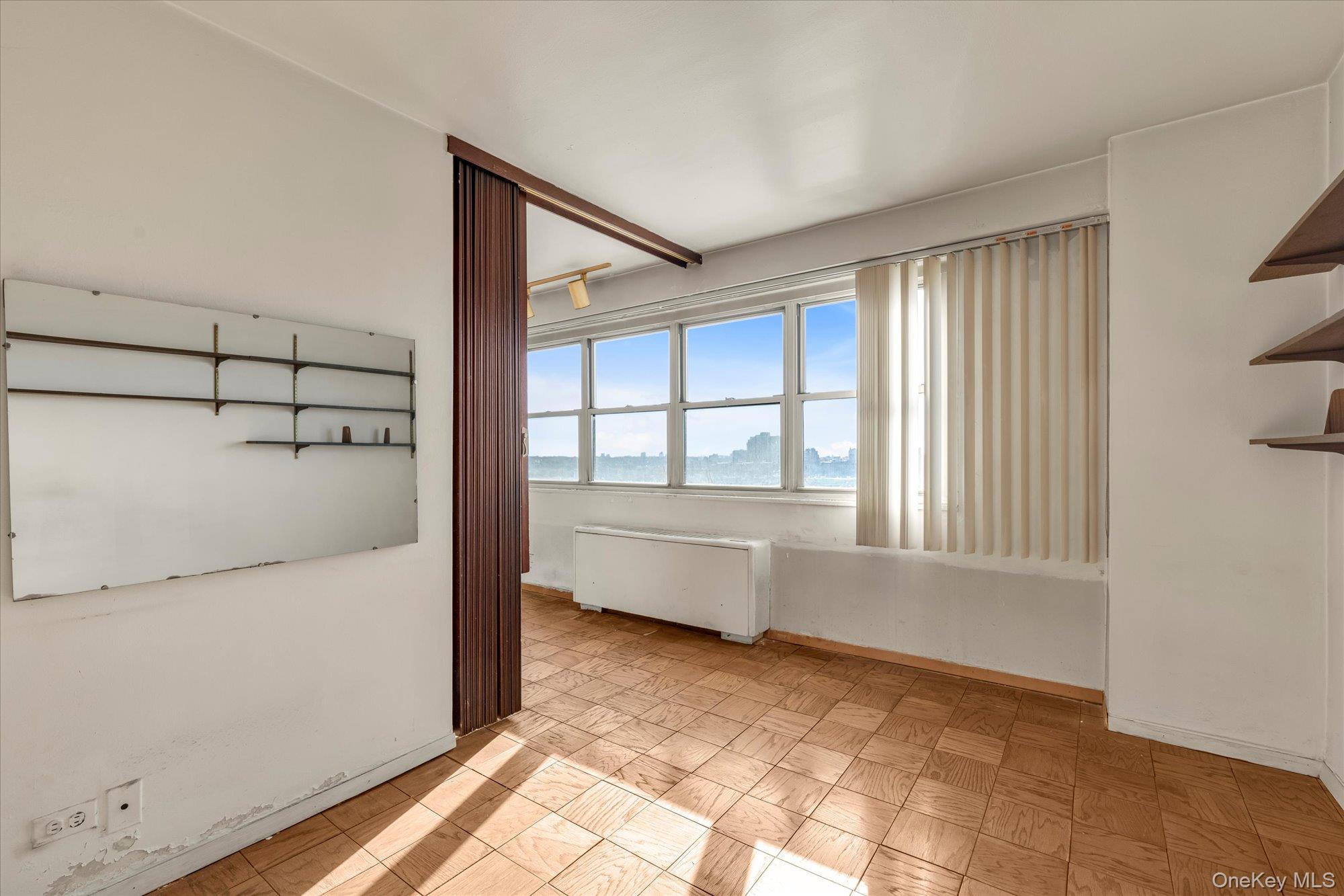 102-10 66th Road # 18G, Forest Hills, NY 11375