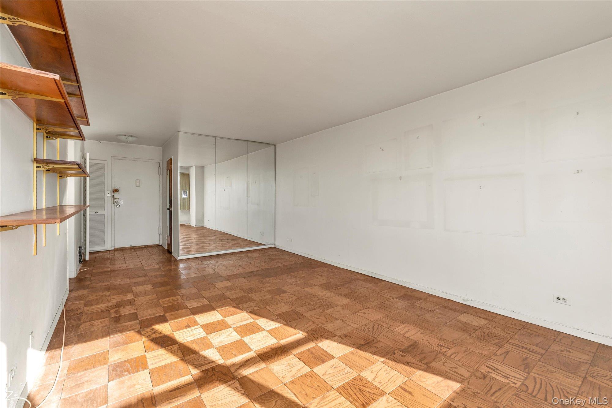 102-10 66th Road # 18G, Forest Hills, NY 11375