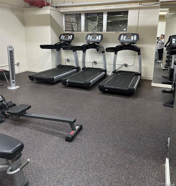 102-10 66th Road # 18G, Forest Hills, NY 11375