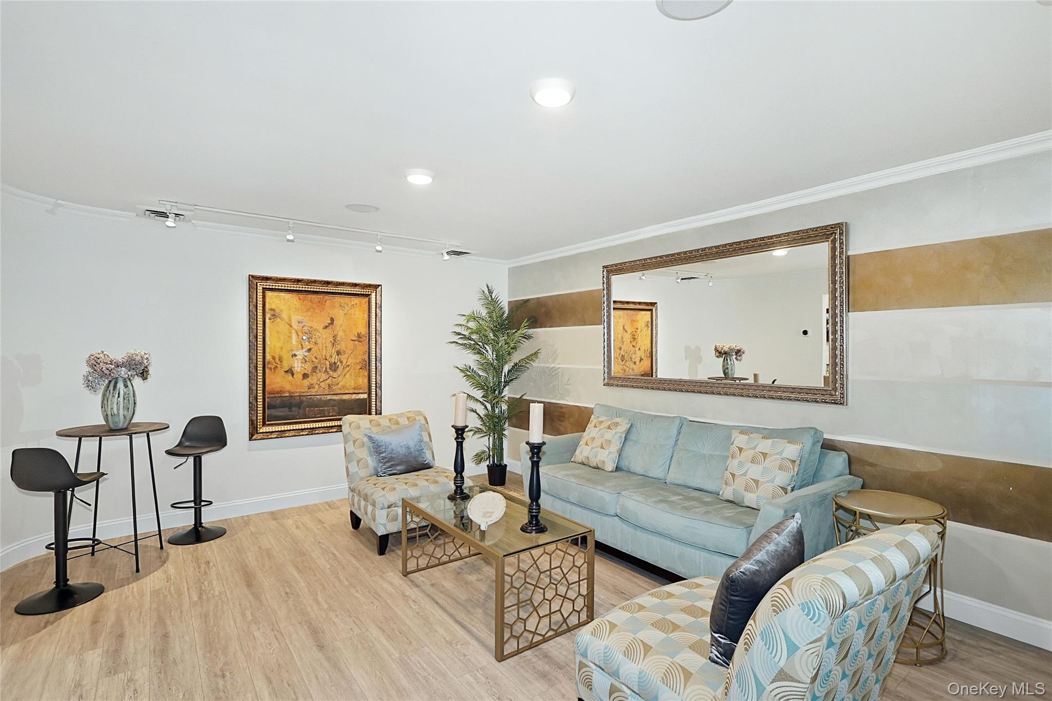 5 Fieldway Court, Huntington, NY 11743