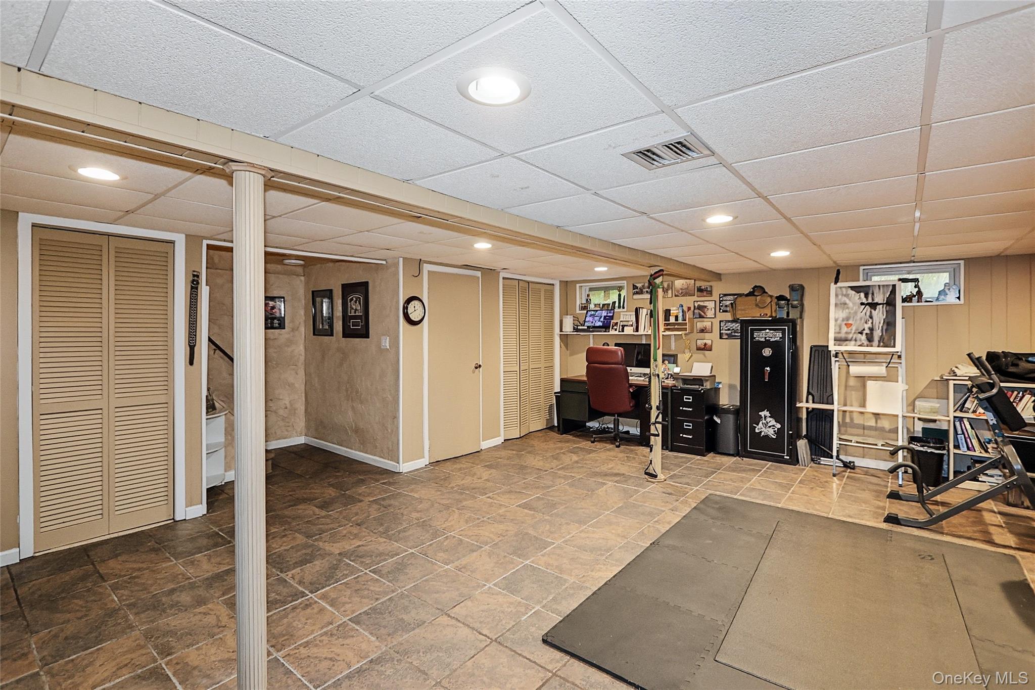 5 Fieldway Court, Huntington, NY 11743