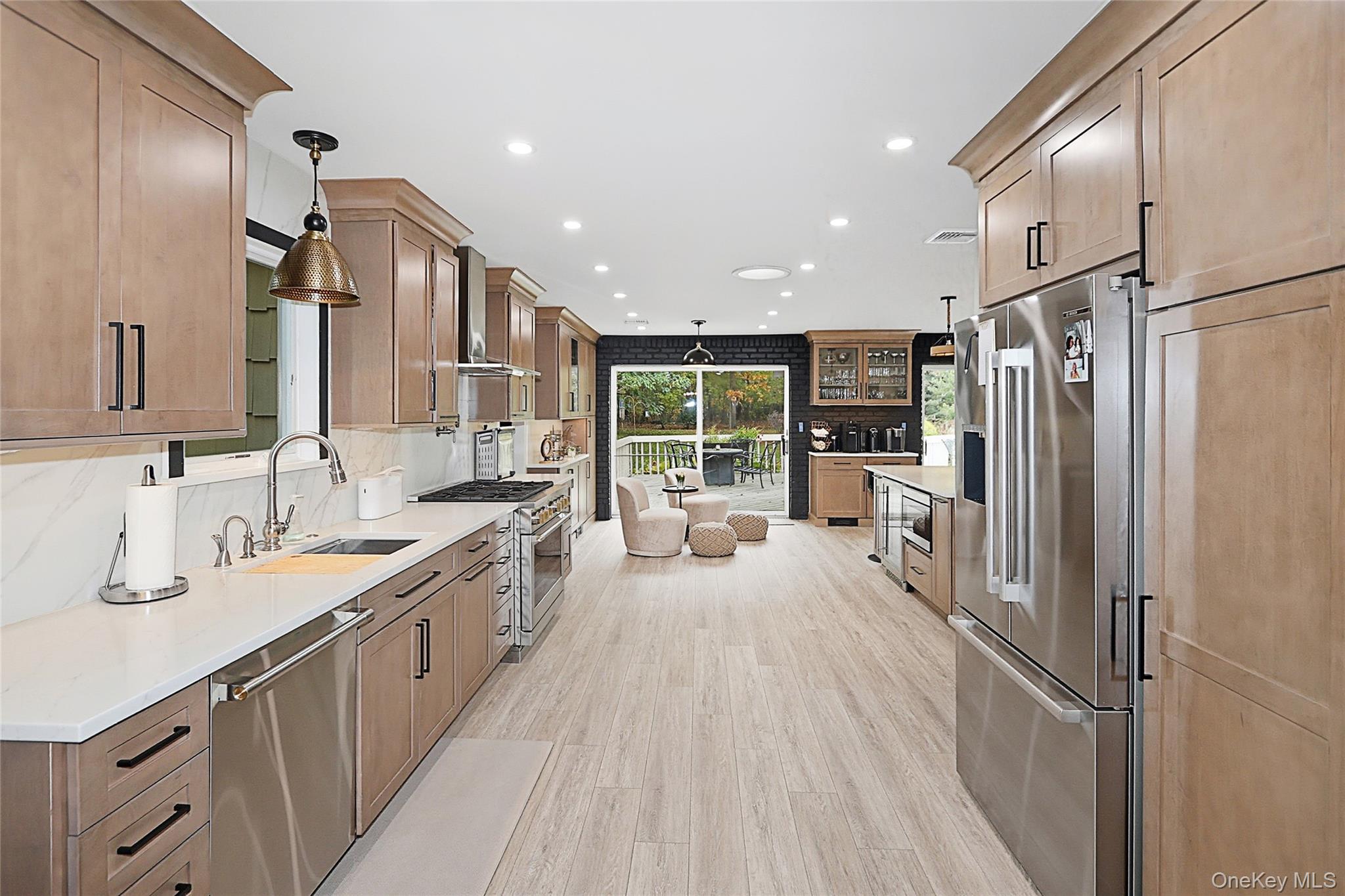 5 Fieldway Court, Huntington, NY 11743