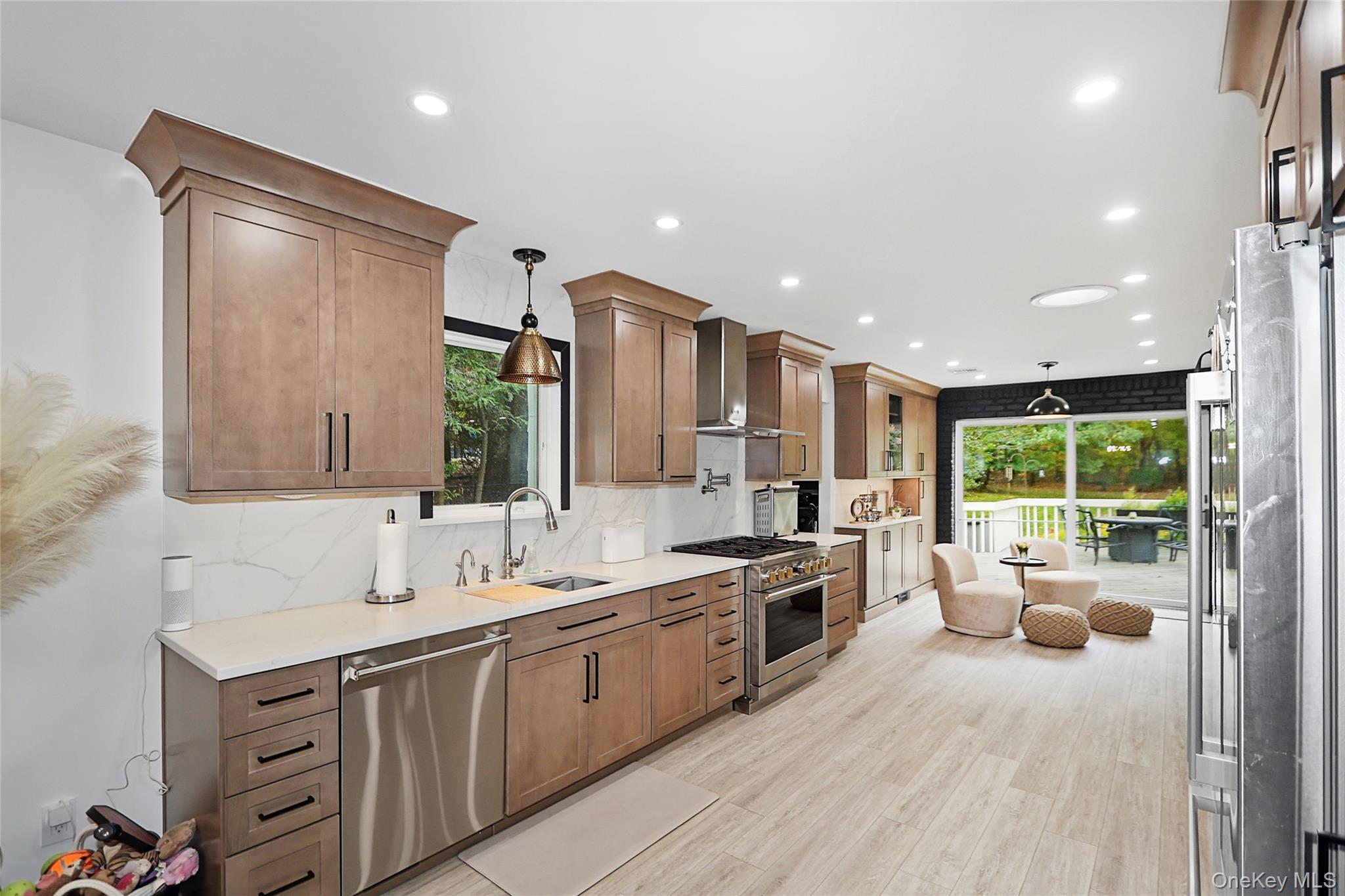 5 Fieldway Court, Huntington, NY 11743