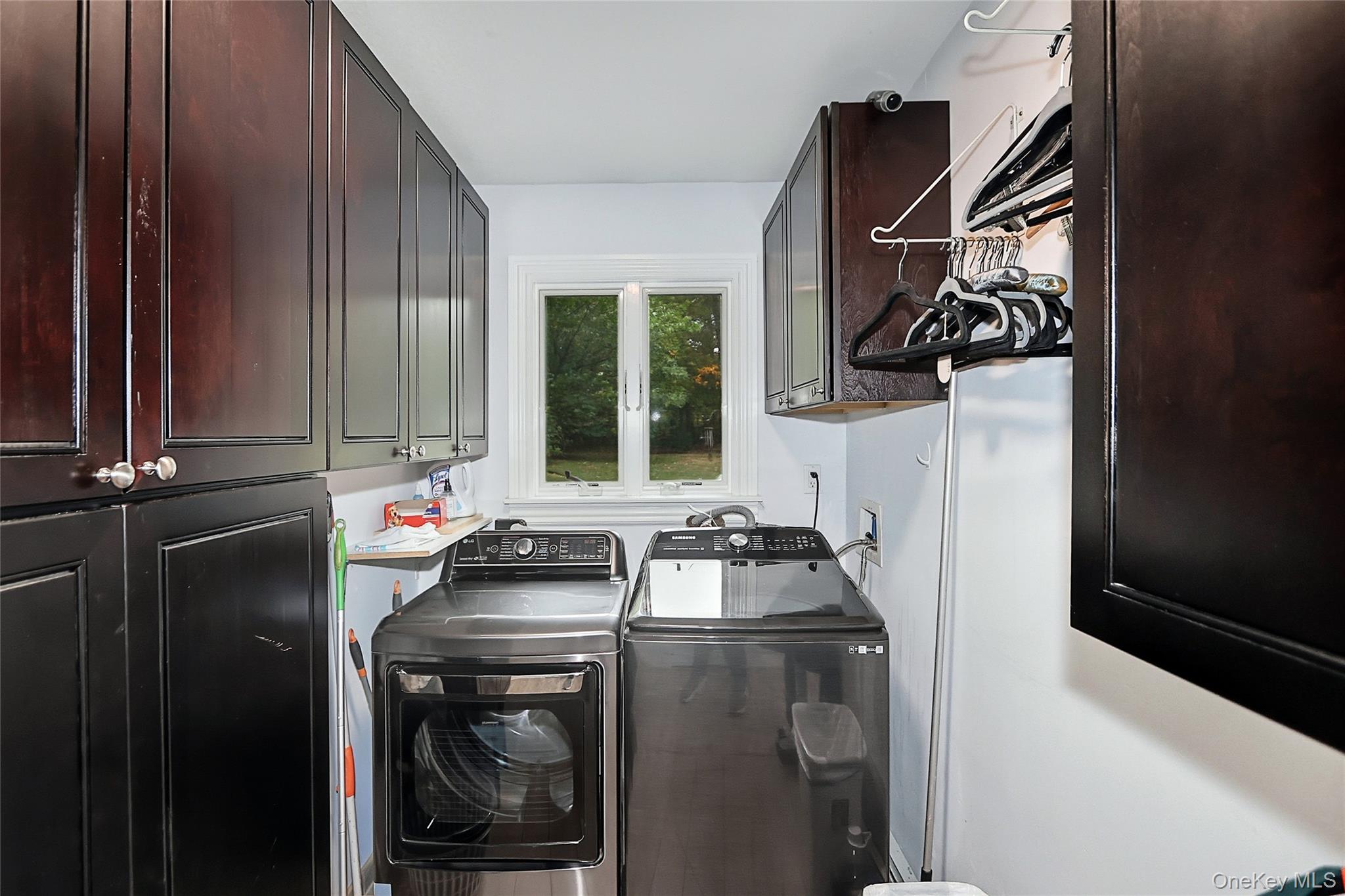 5 Fieldway Court, Huntington, NY 11743