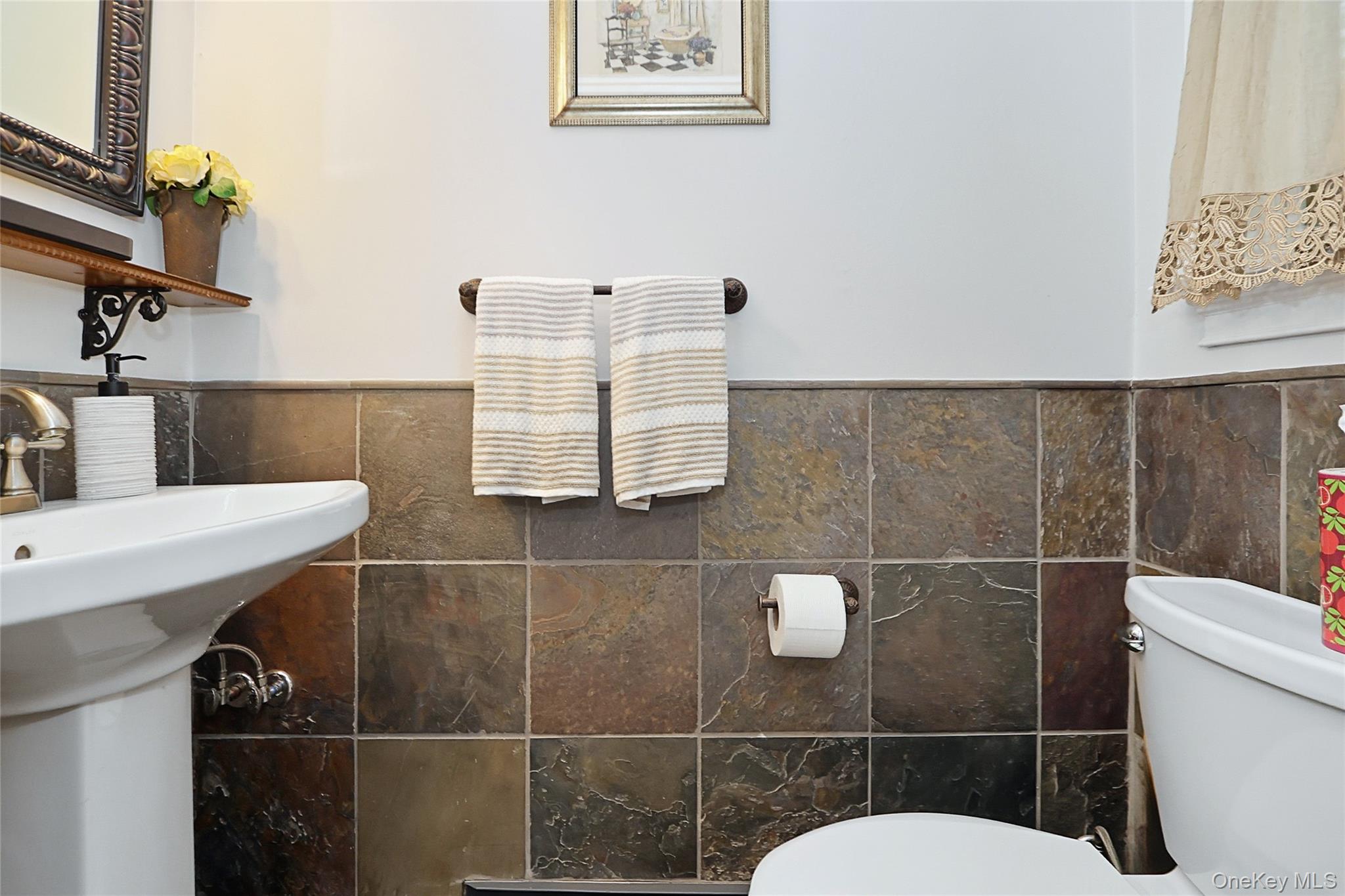 5 Fieldway Court, Huntington, NY 11743