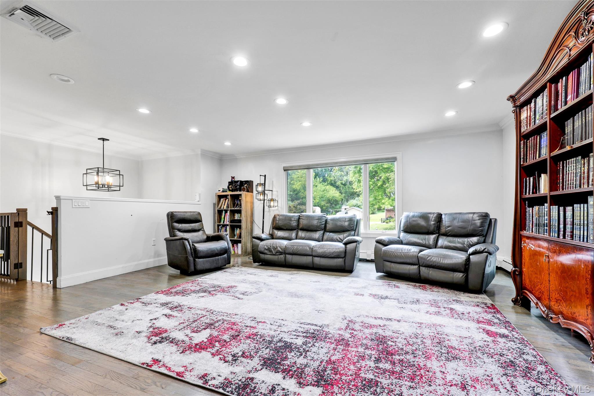 26 Ellington Way, Spring Valley, NY 10977