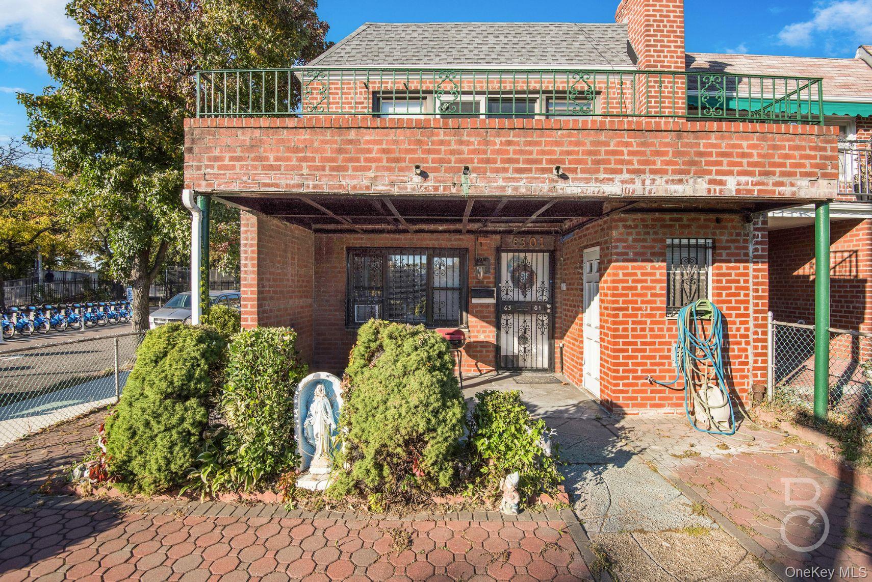 63-01 Borden Avenue, Maspeth, NY 11378