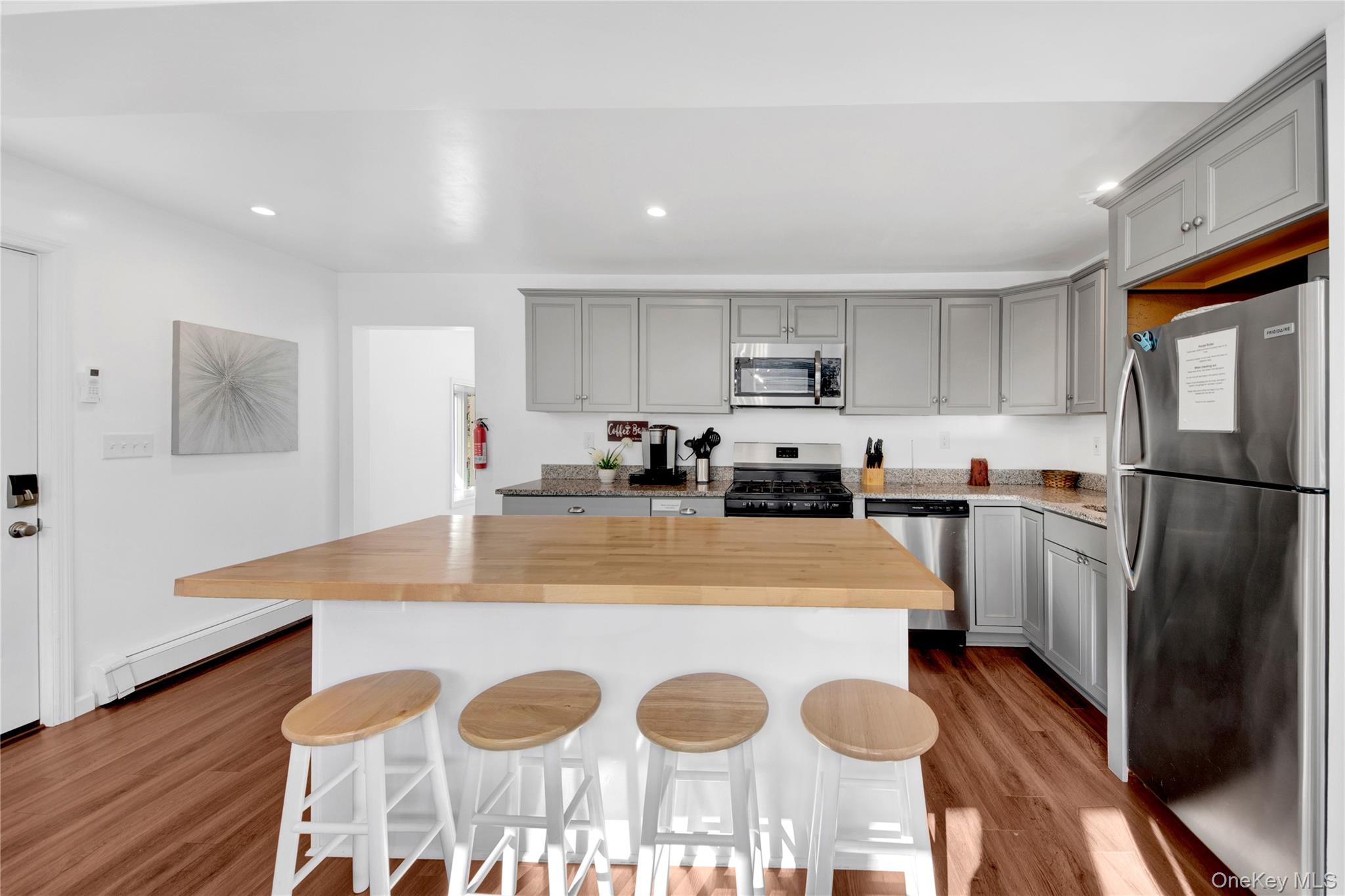 8 Forest Lane, Greenwood Lake, NY 10925