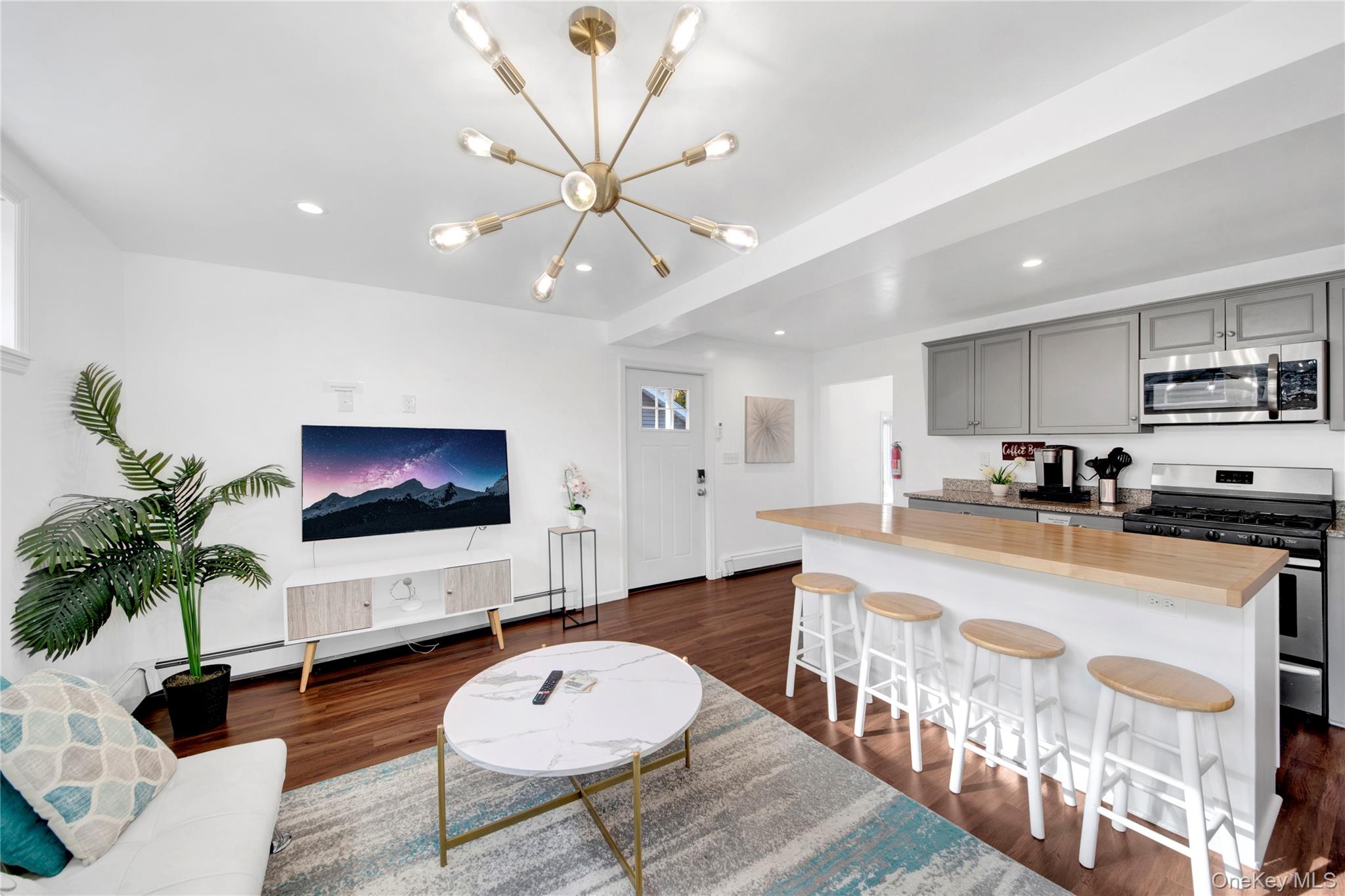 8 Forest Lane, Greenwood Lake, NY 10925