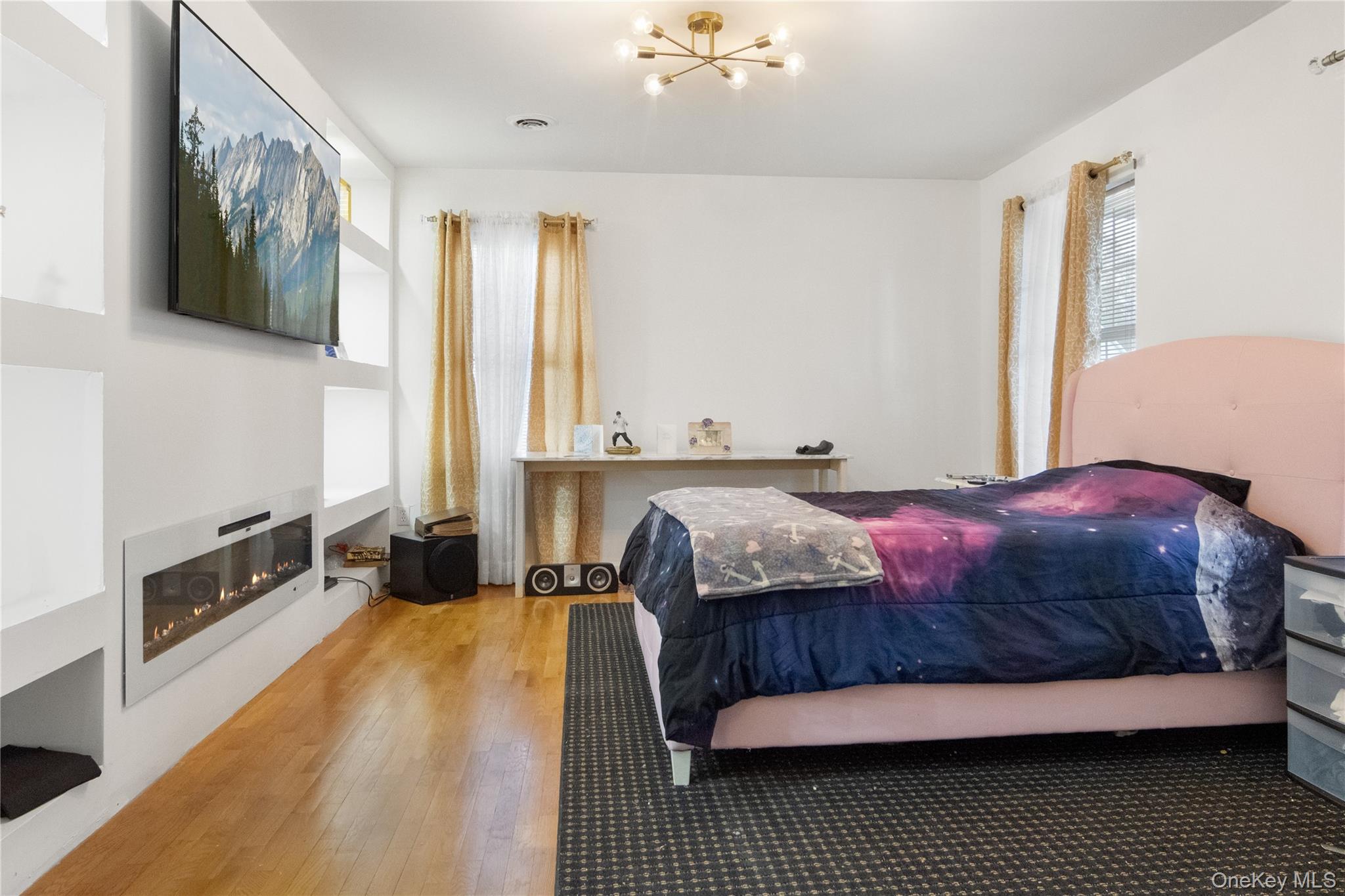 4 Wayne Court, Middletown, NY 10941