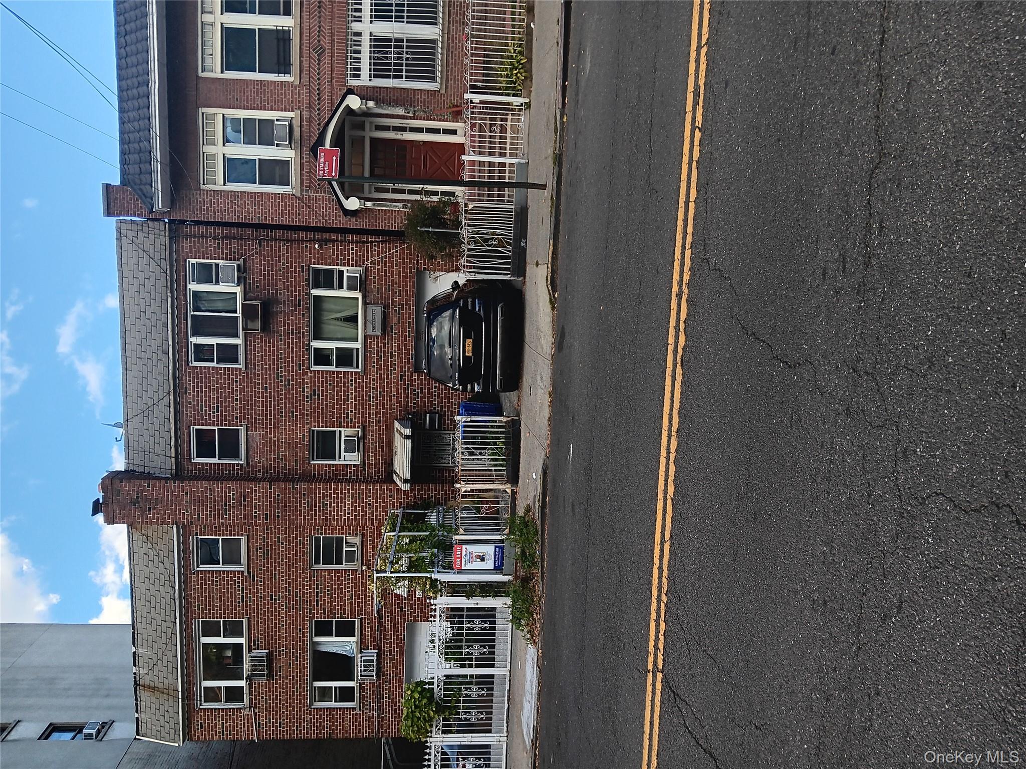 2587 Sedgwick Avenue # 2, Bronx, NY 10468