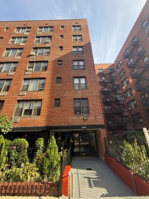 83-30 Vietor Avenue # 617, Elmhurst, NY 11373