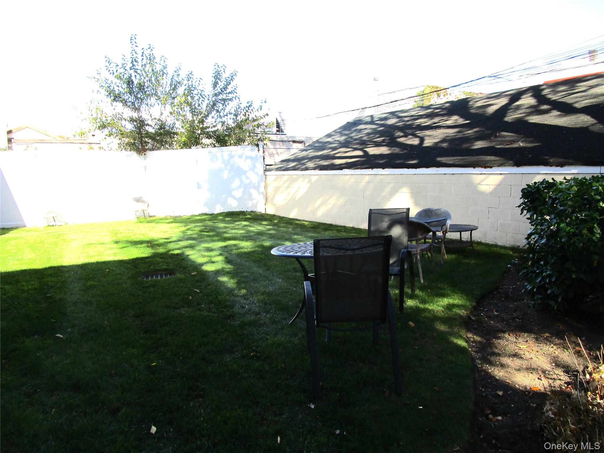 43 N Forest Avenue # C-23, Rockville Centre, NY 11570