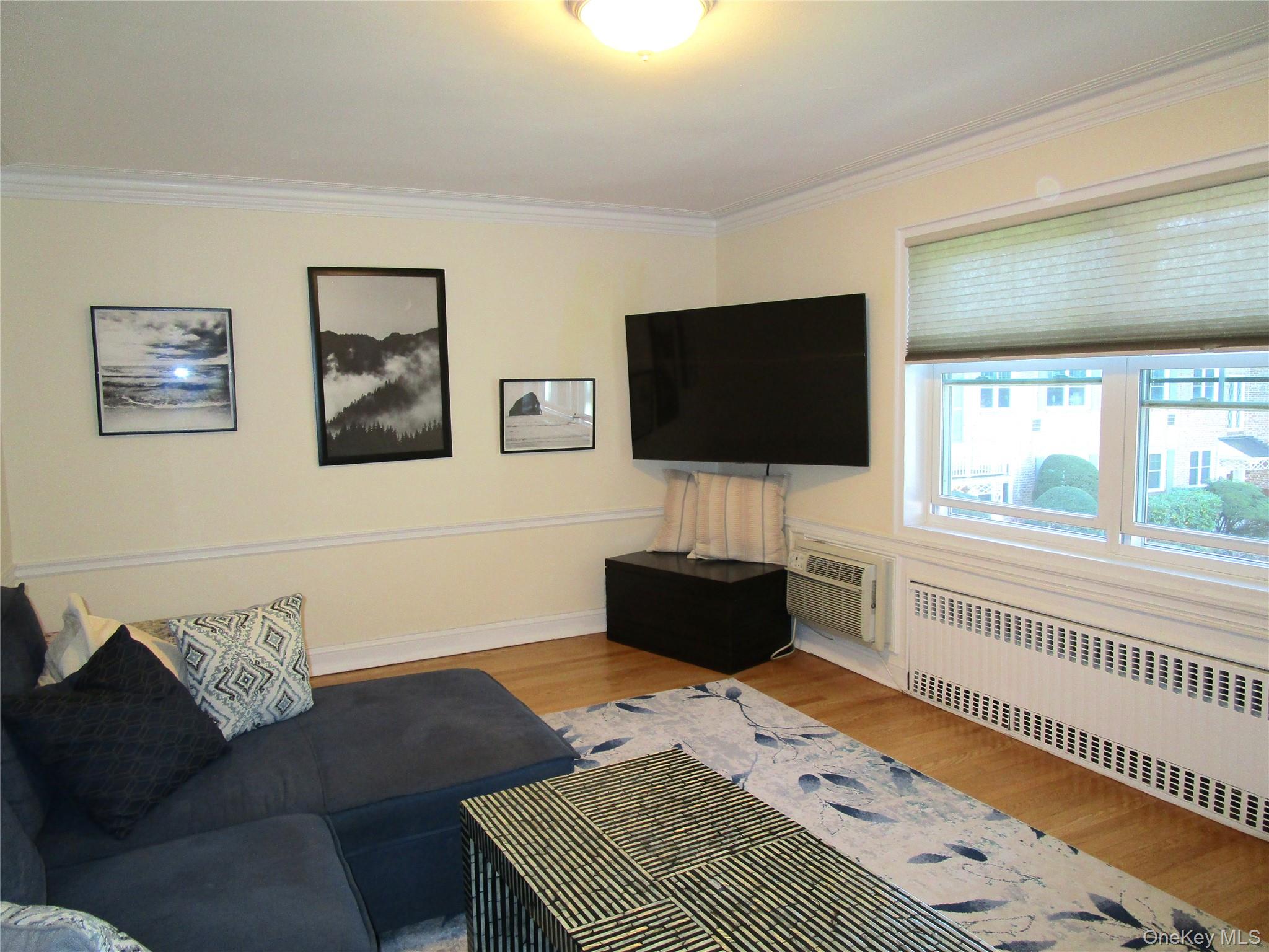 43 N Forest Avenue # C-23, Rockville Centre, NY 11570