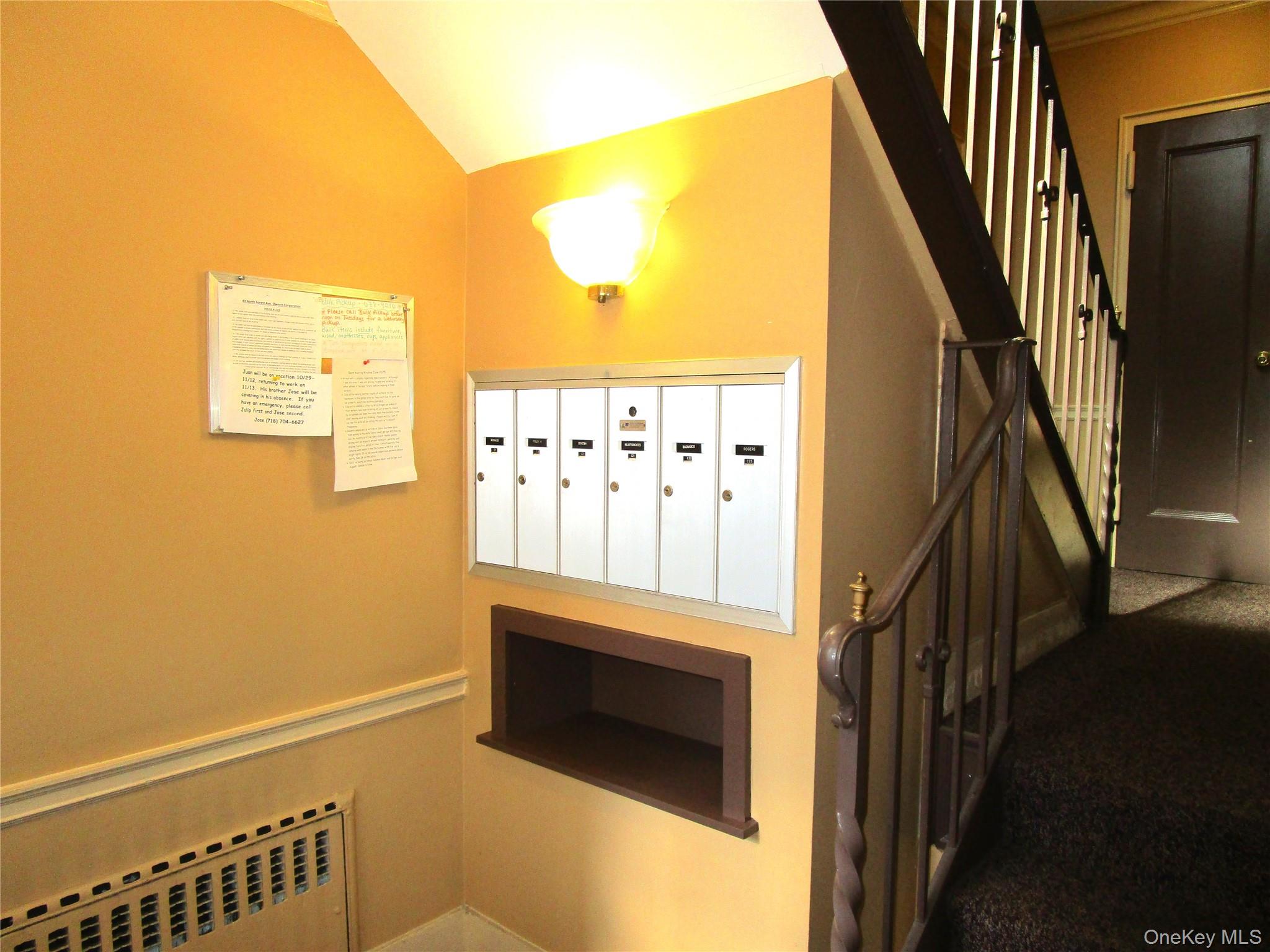 43 N Forest Avenue # C-23, Rockville Centre, NY 11570