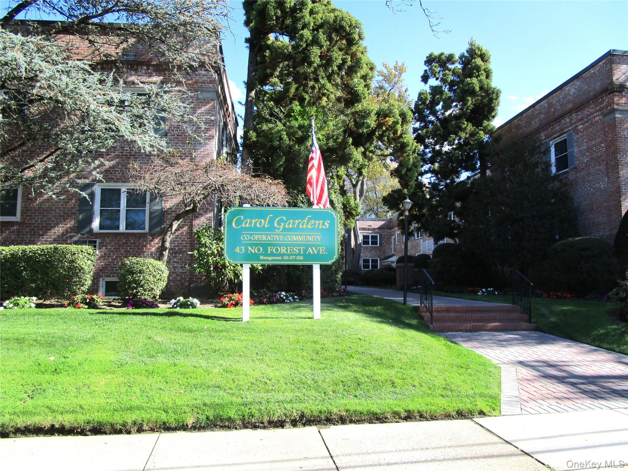 43 N Forest Avenue # C-23, Rockville Centre, NY 11570