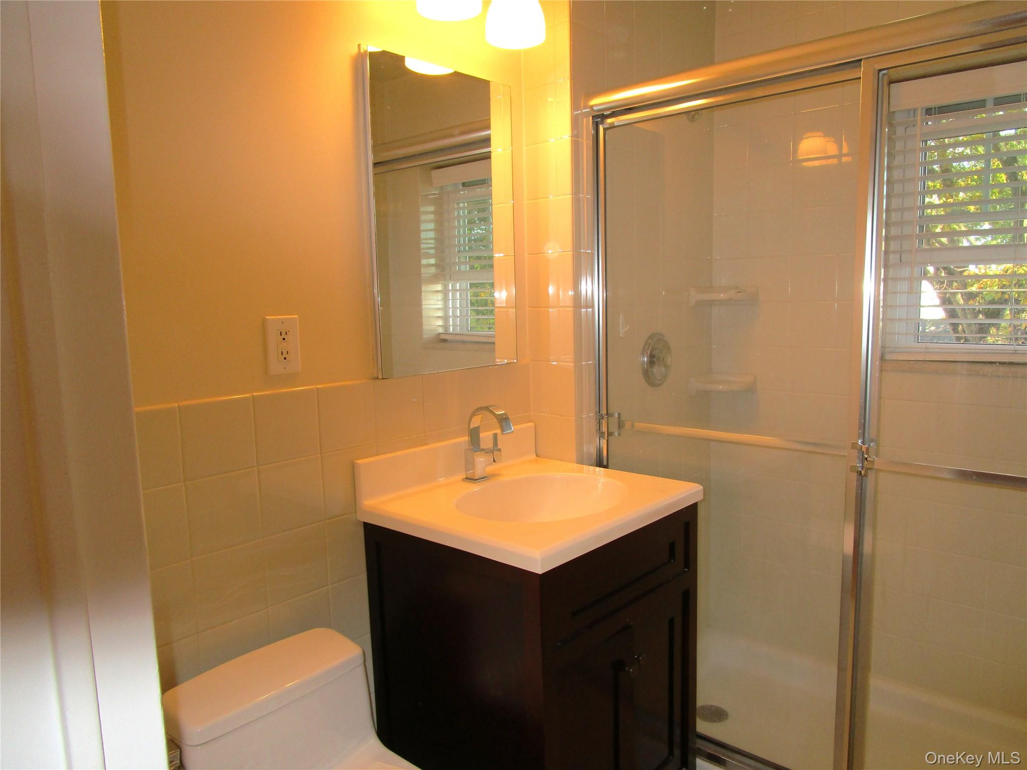 43 N Forest Avenue # C-23, Rockville Centre, NY 11570