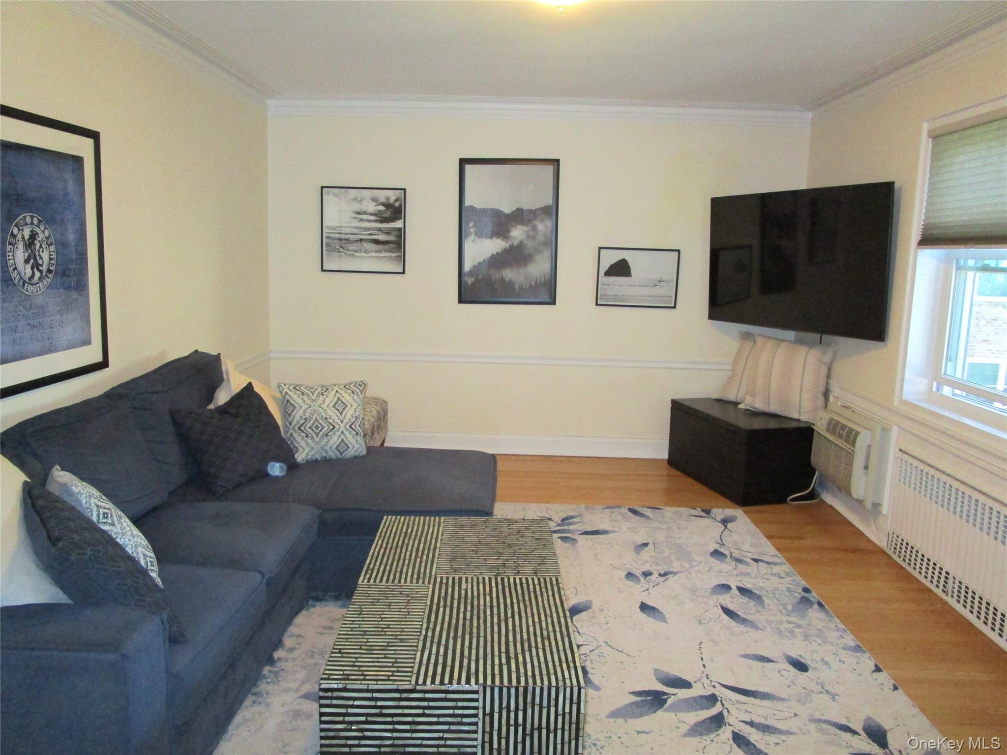 43 N Forest Avenue # C-23, Rockville Centre, NY 11570