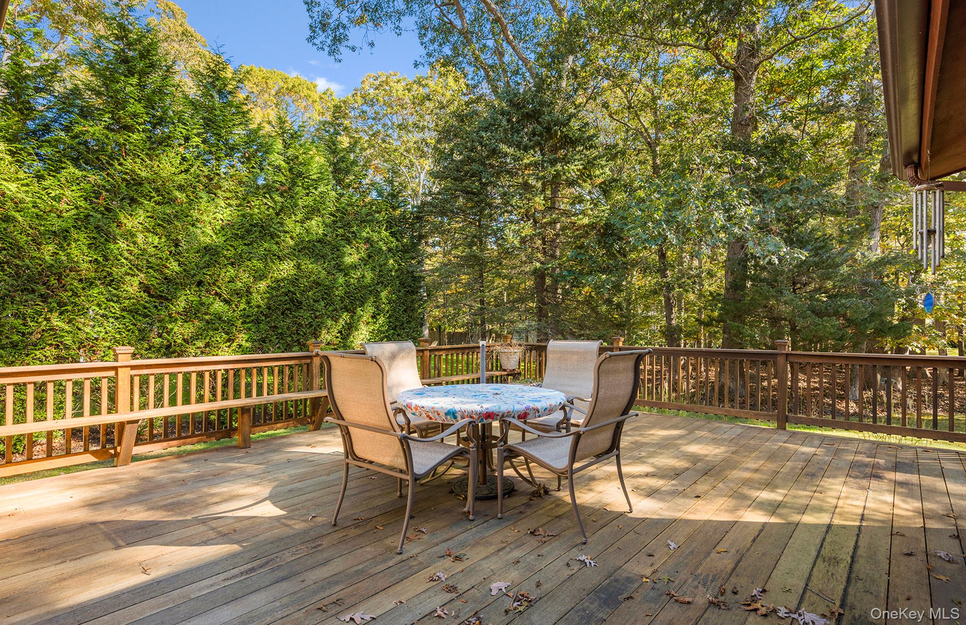 33 Sherwood Lane, East Hampton, NY 11937