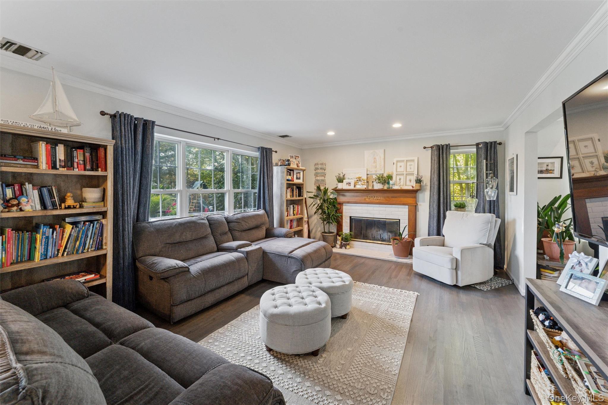 3 Seatuck Cove Circle, Eastport, NY 11941