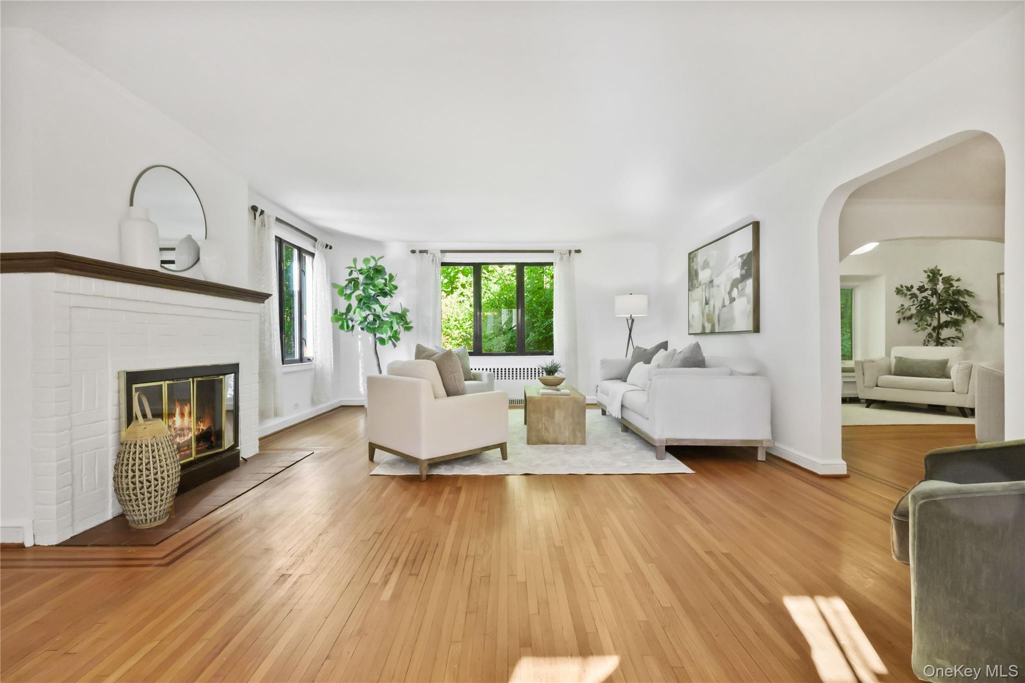 19 Huntwood Place, Mount Vernon, NY 10552