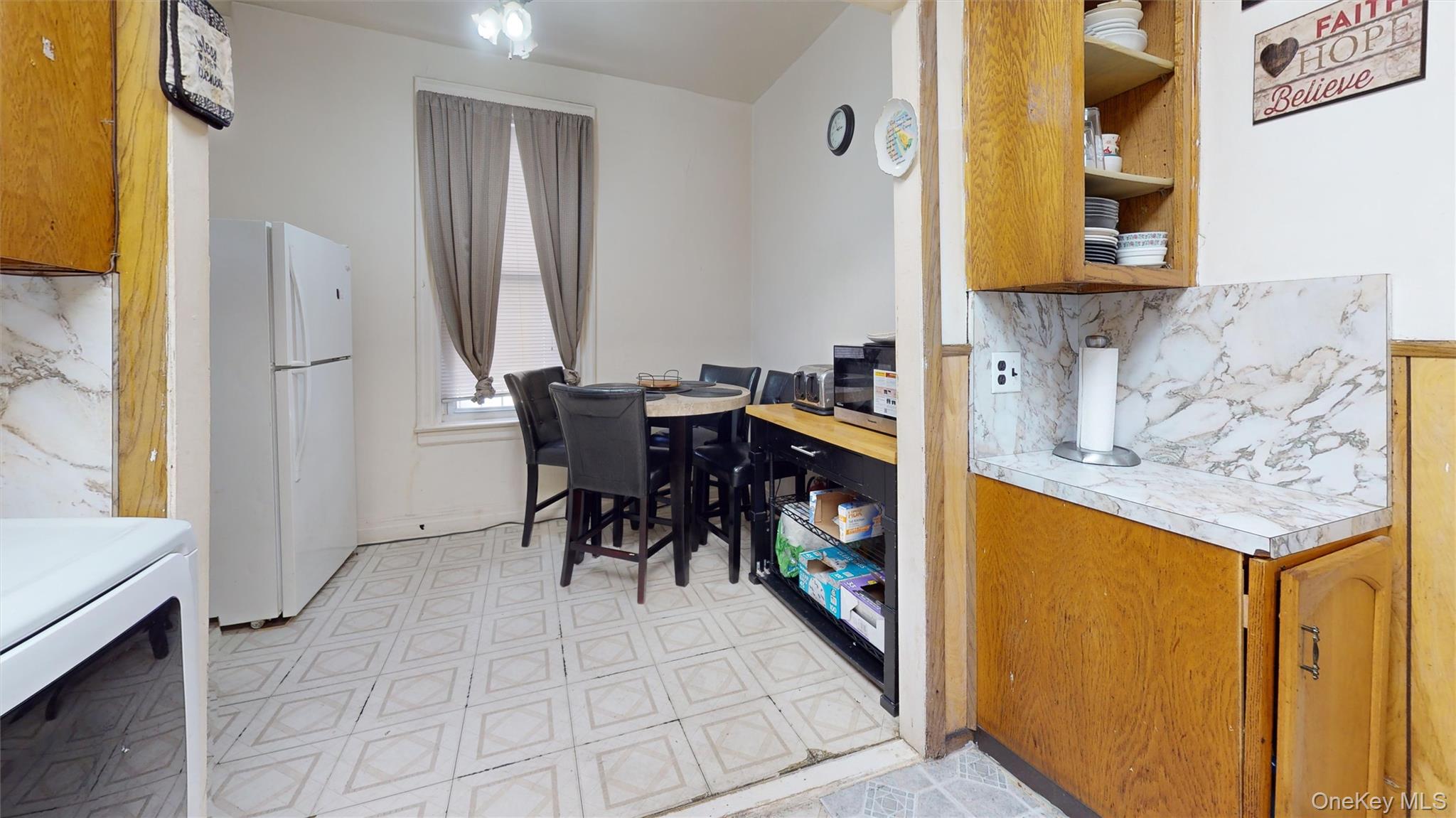 3227 Fenton Avenue, Bronx, NY 10469