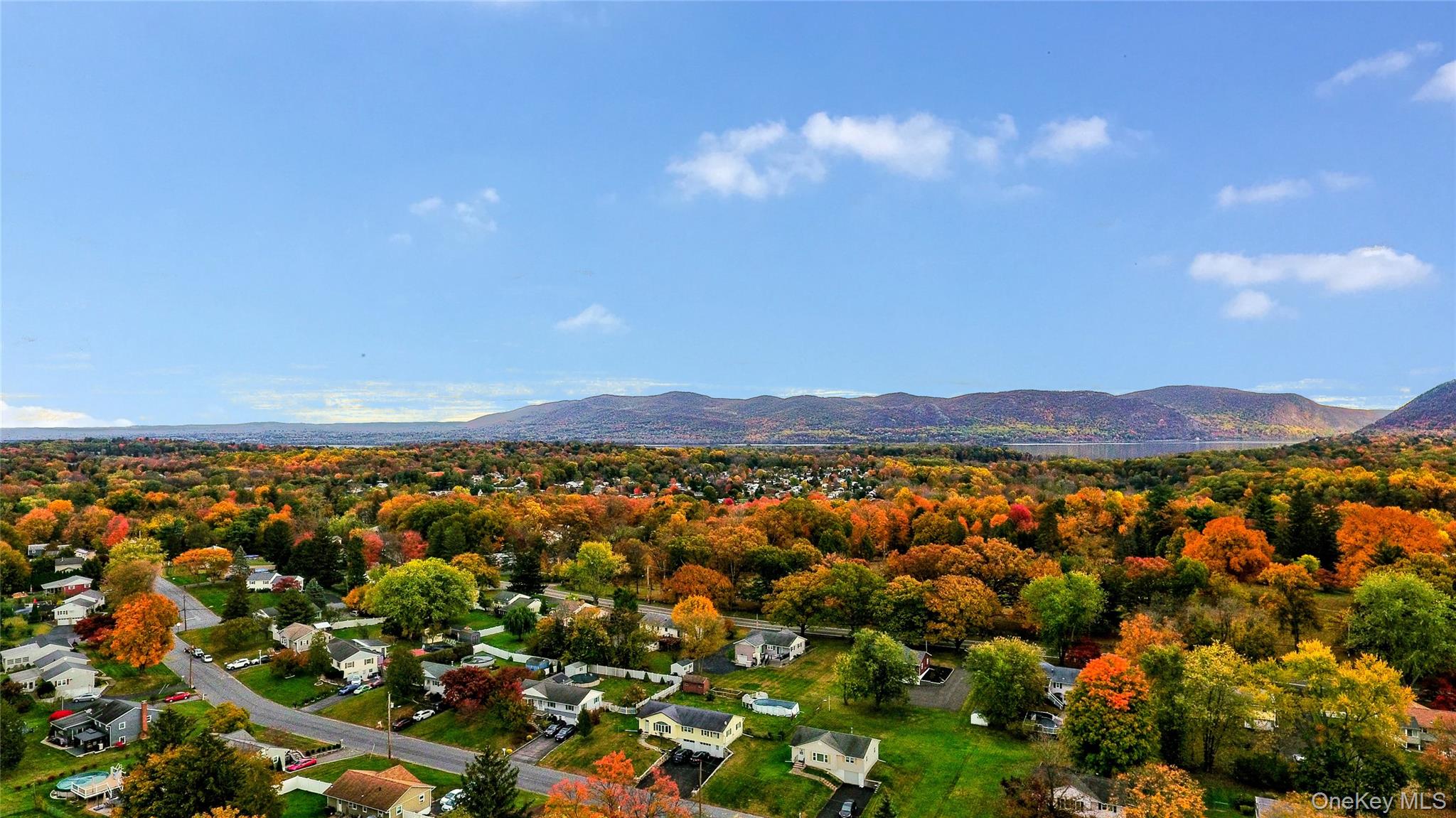 4 Parade Place, New Windsor, NY 12553