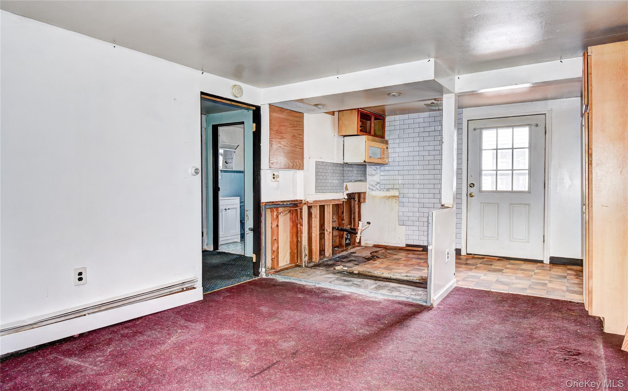 4 Parade Place, New Windsor, NY 12553