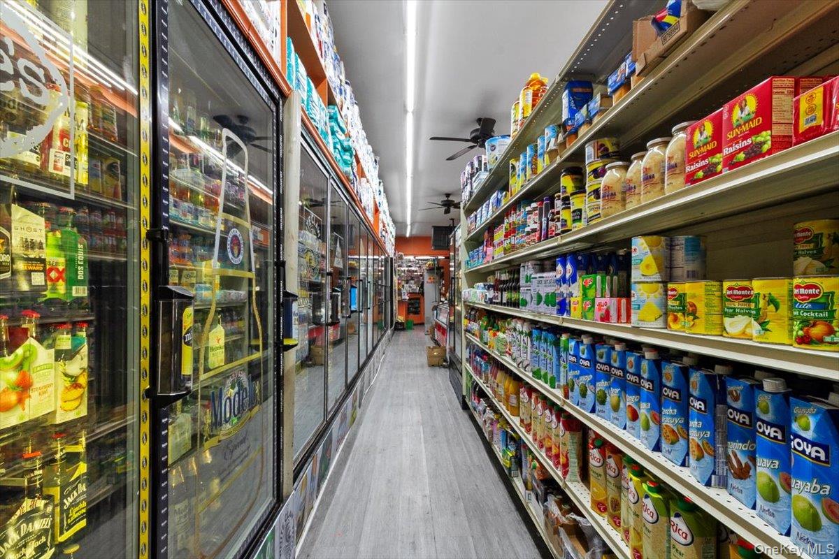 9 Hillside Avenue, New York (Manhattan), NY 10040