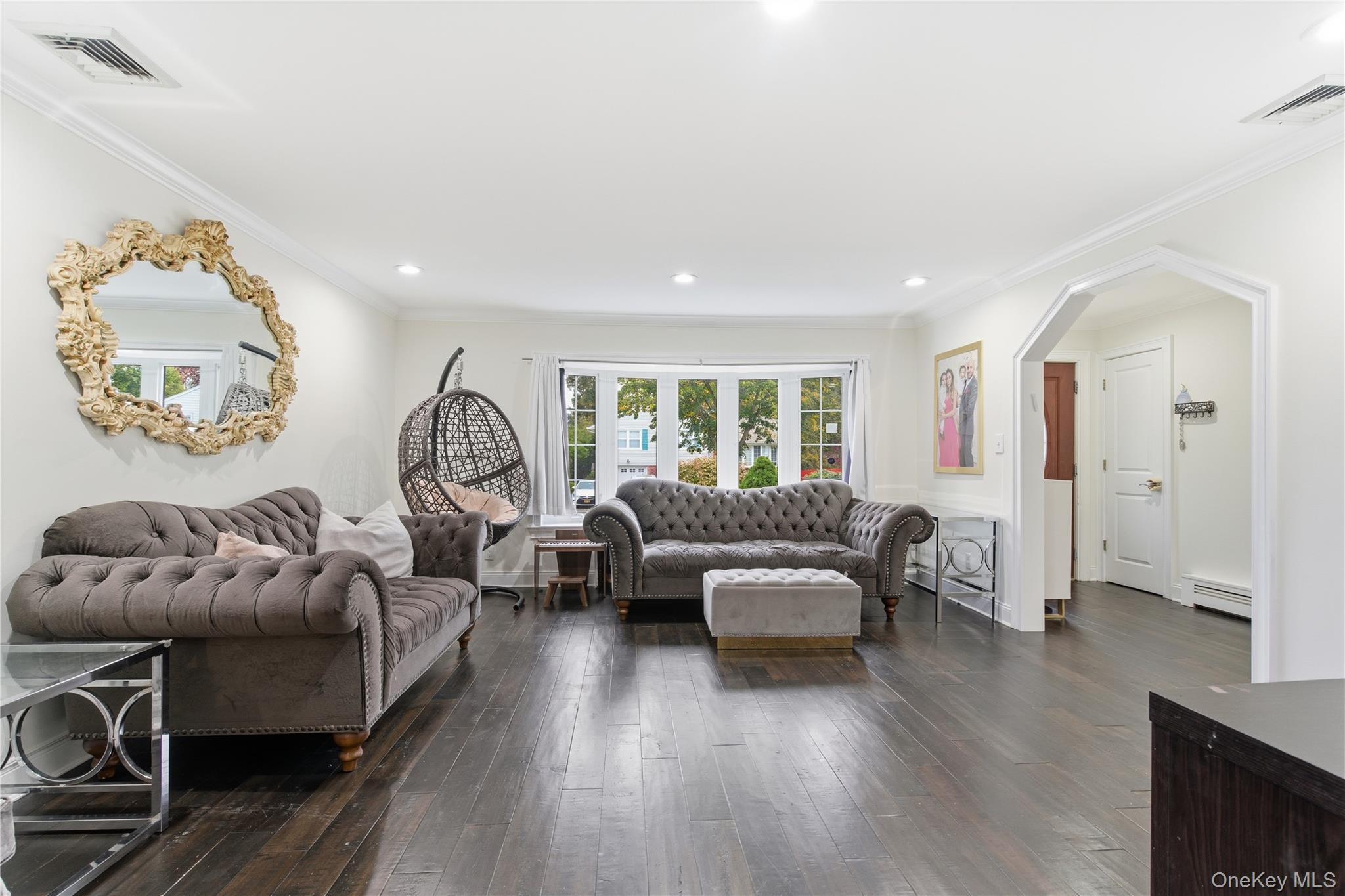 12 Flo Drive, Syosset, NY 11791