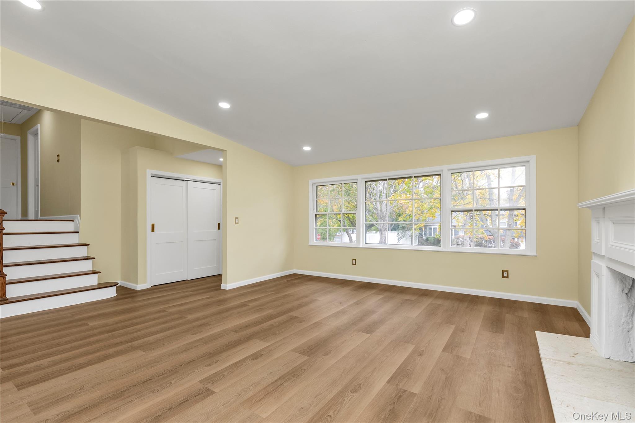 2 Arbor Gate, Old Bethpage, NY 11804