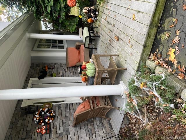 3 Club House Lane, Manorville, NY 11949