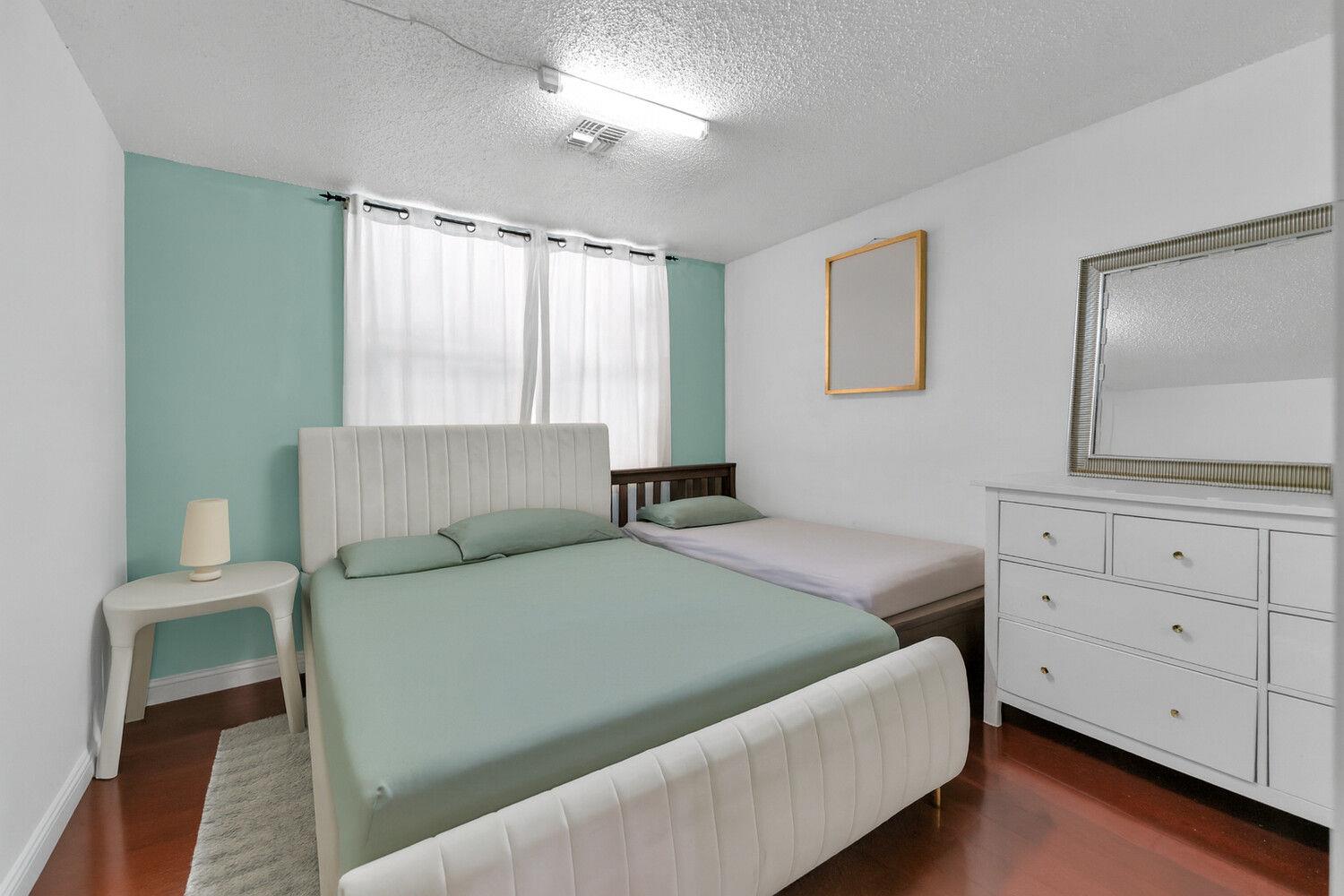 439 E 147TH Street, Bronx, NY 10455