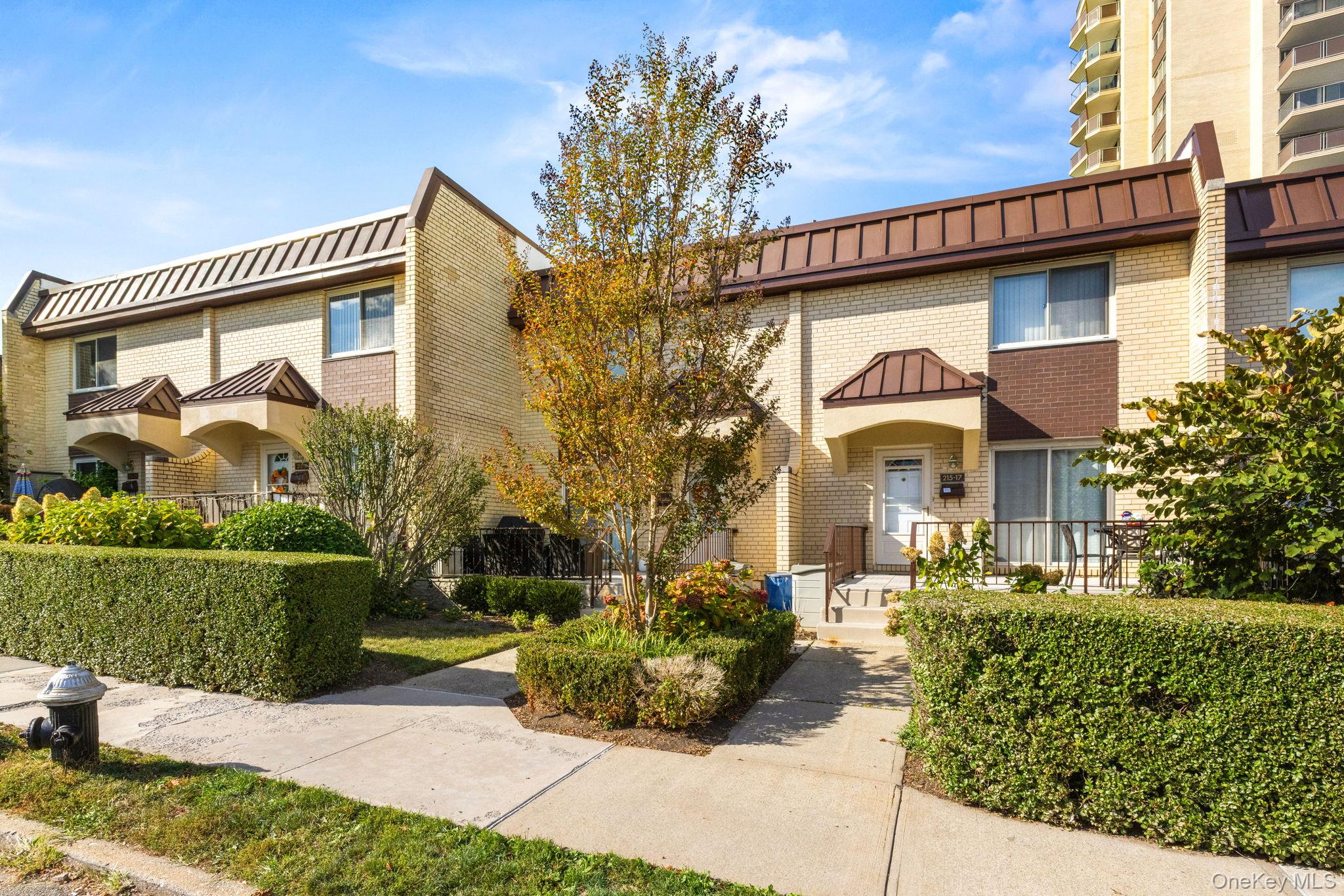 215-15 23 Avenue # TH, Bayside, NY 11360