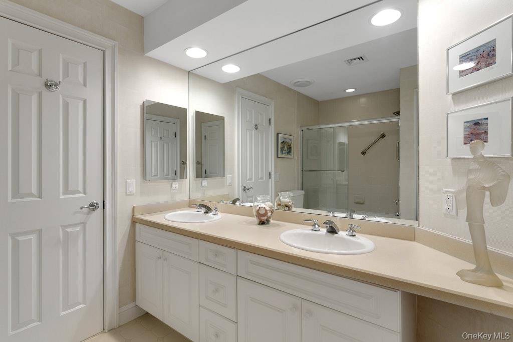 22 Birdsall Farm Drive, Armonk, NY 10504