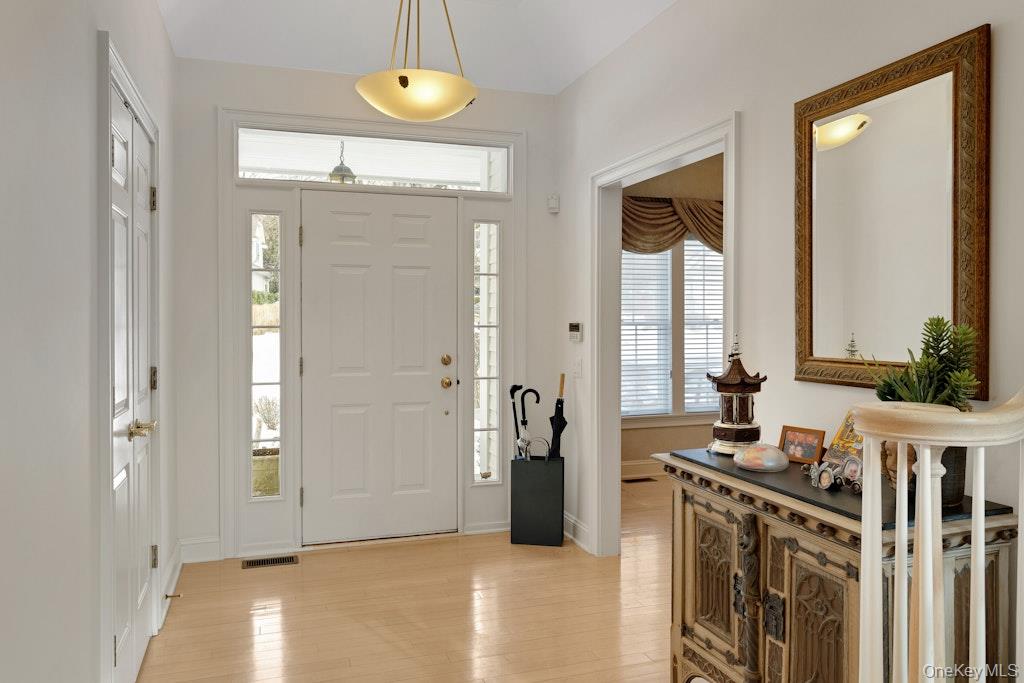 22 Birdsall Farm Drive, Armonk, NY 10504